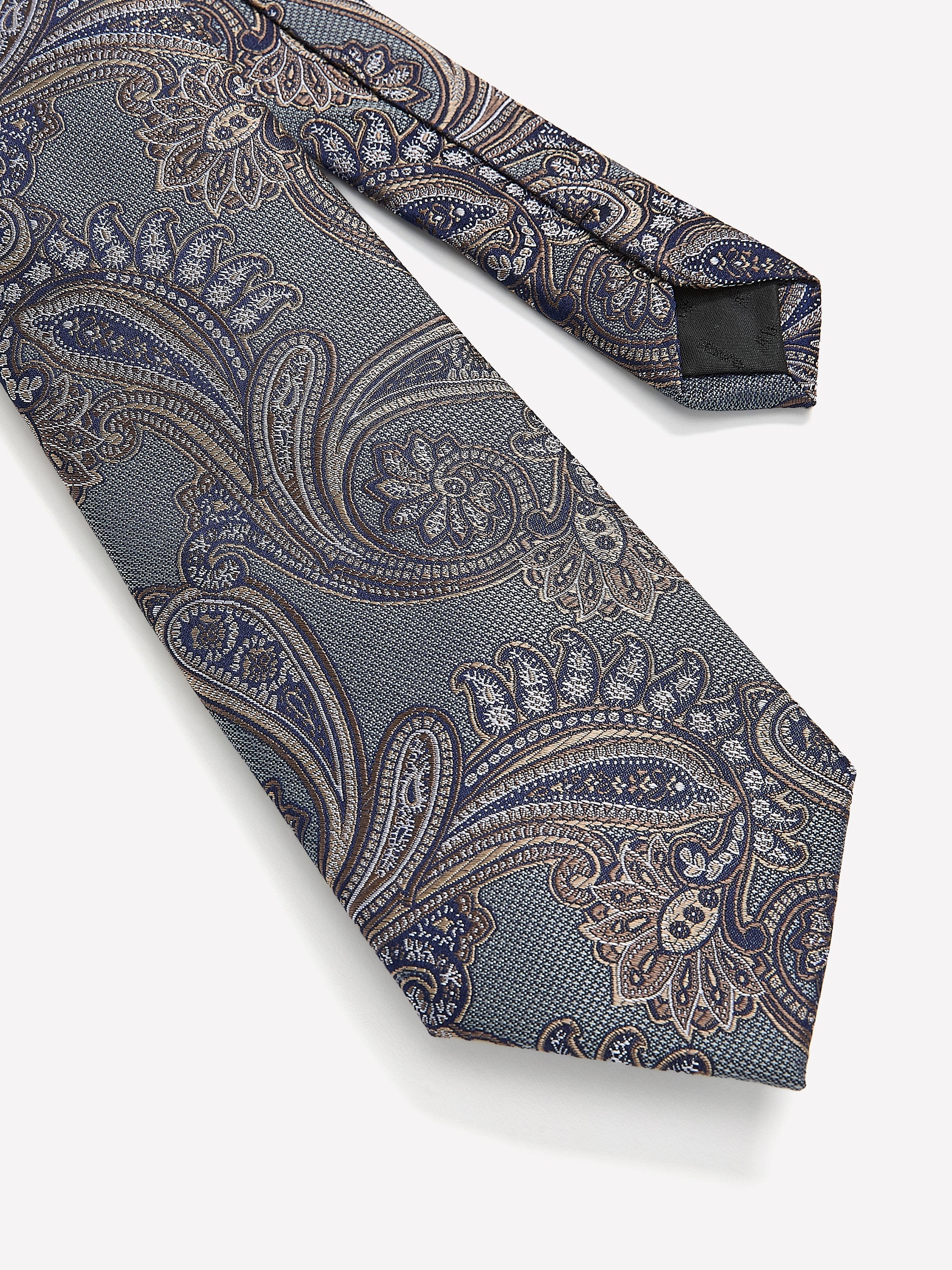 RW&CO Wide Tie with Paisley Pattern