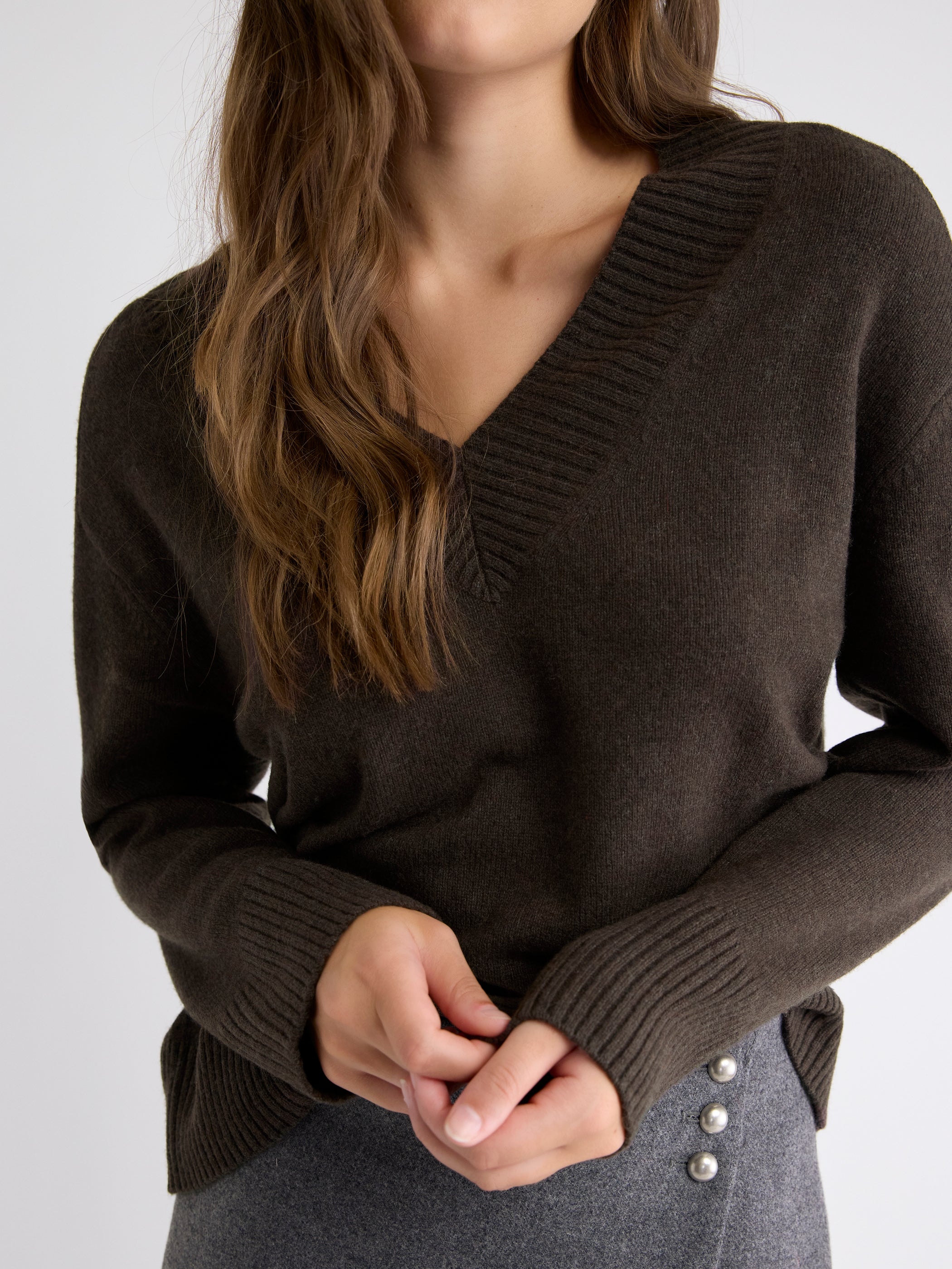RW&CO Long-Sleeve V-Neck Merino-Blend Sweater