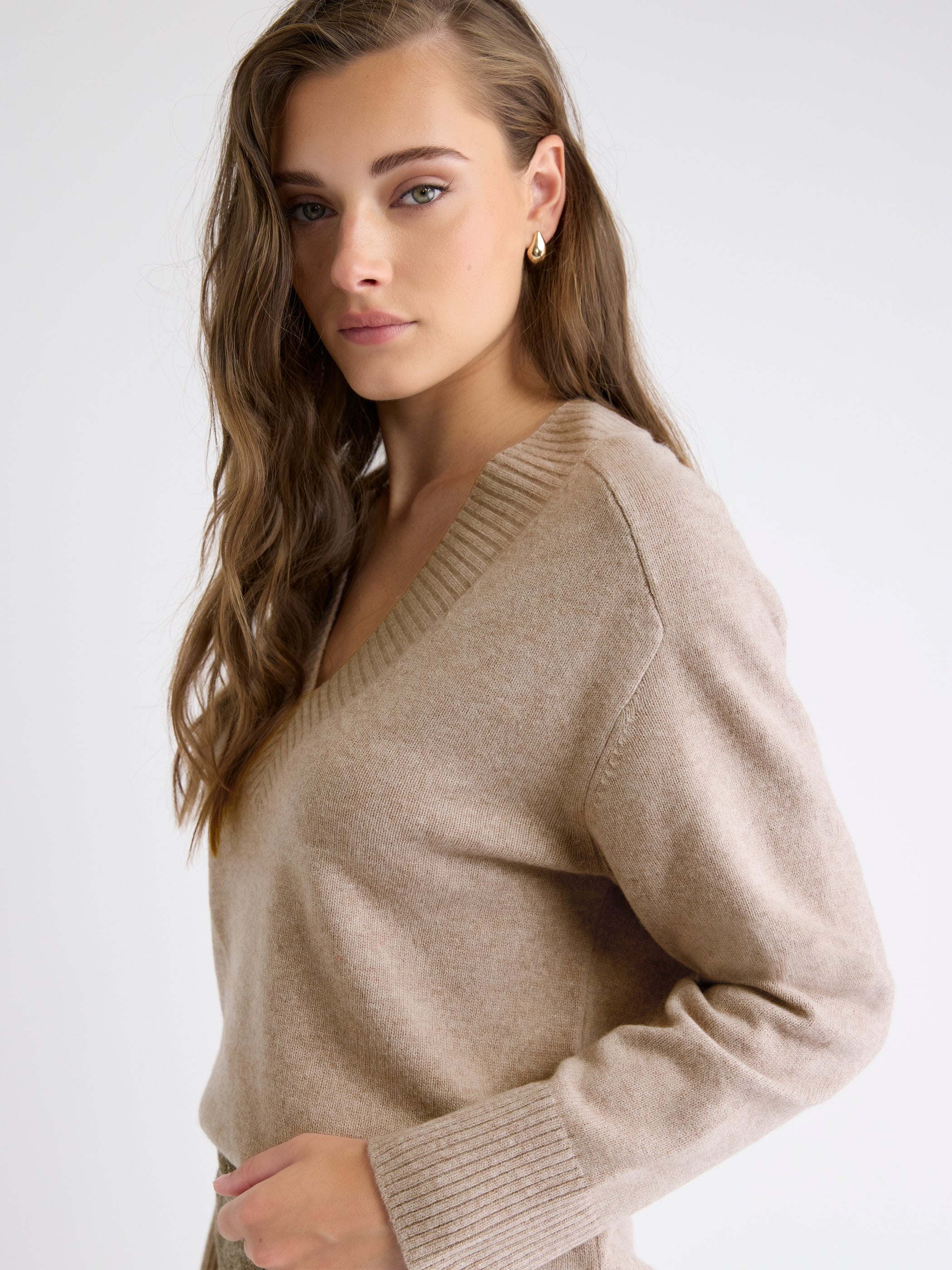 RW&CO Long-Sleeve V-Neck Merino-Blend Sweater