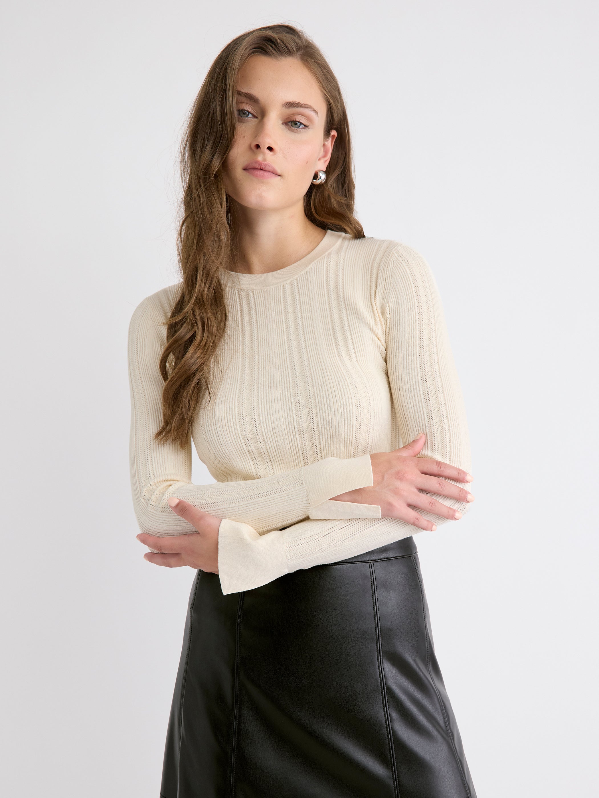 RW&CO Long-Sleeve Crew-Neck Bodycon Top with Pointelle Stitches