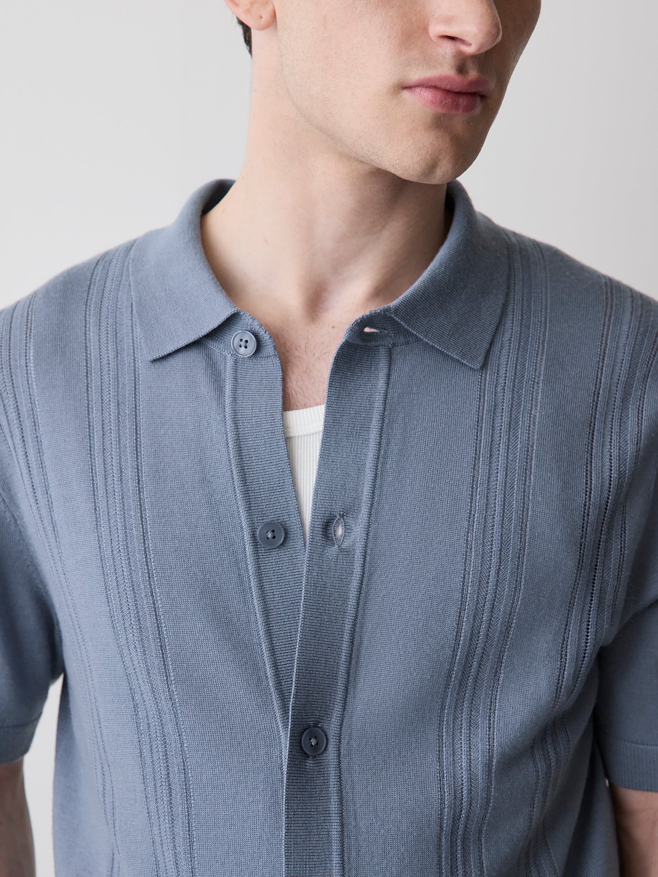 RW&CO Merino-Wool Short-Sleeve Shirt Sweater