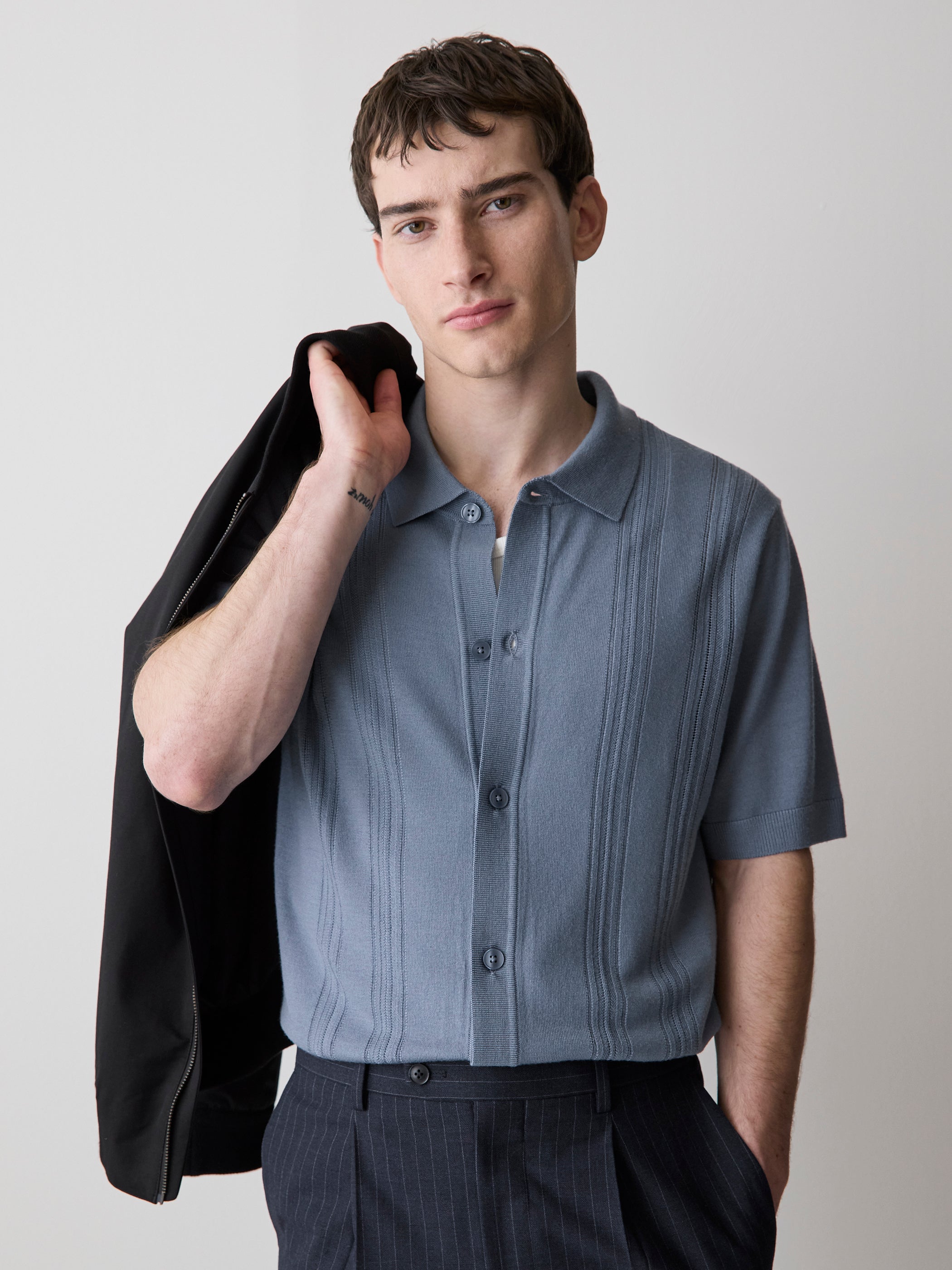 RW&CO Merino-Wool Short-Sleeve Shirt Sweater
