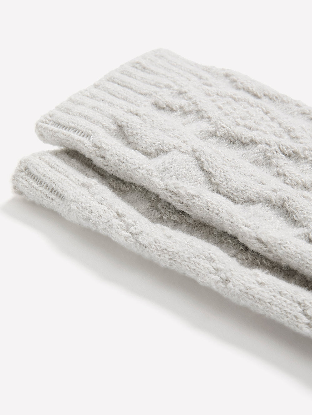 RW&CO Super-Soft Crew Socks with Cable Stitches