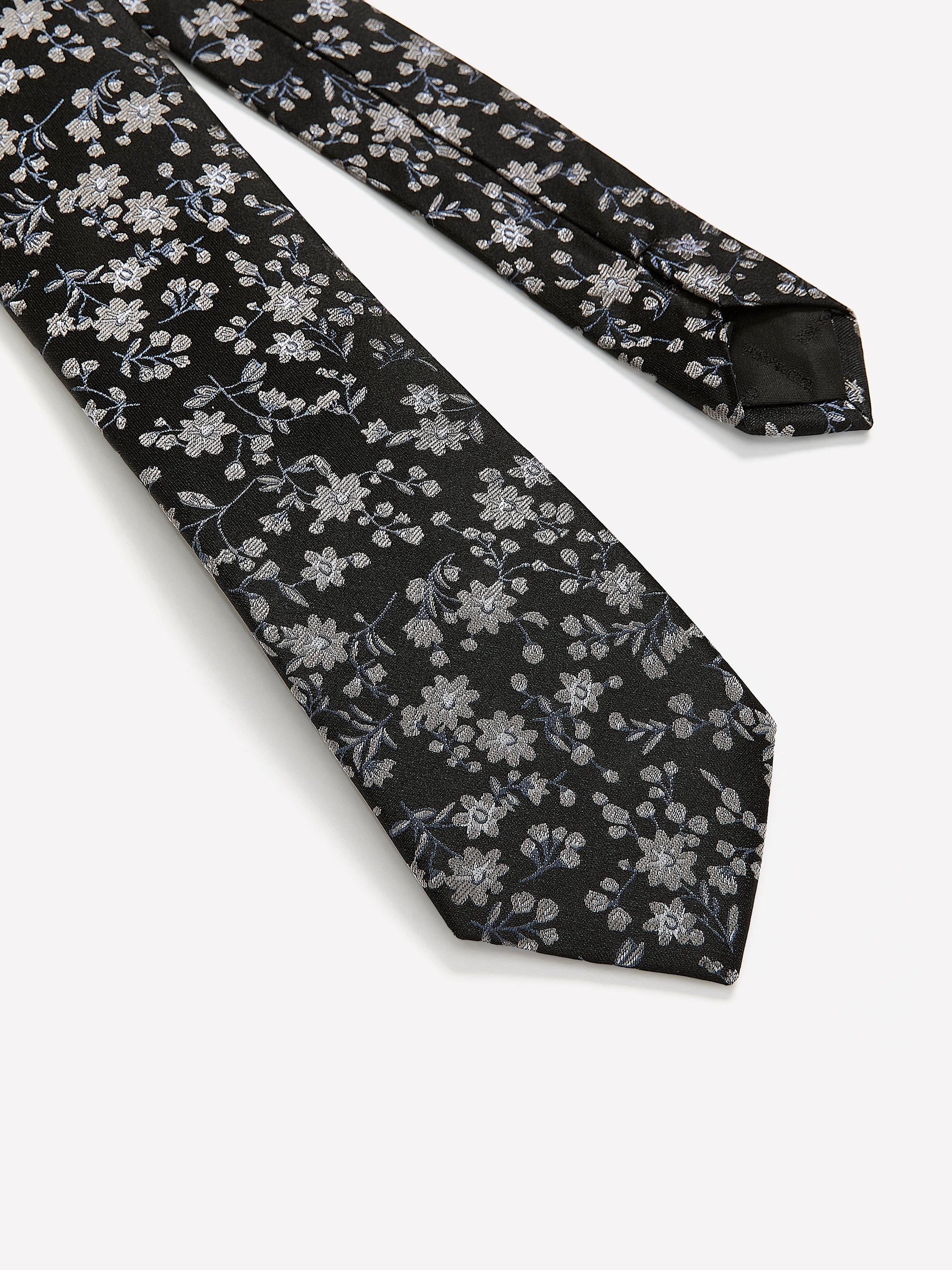 RW&CO Black Skinny Tie with Floral Pattern