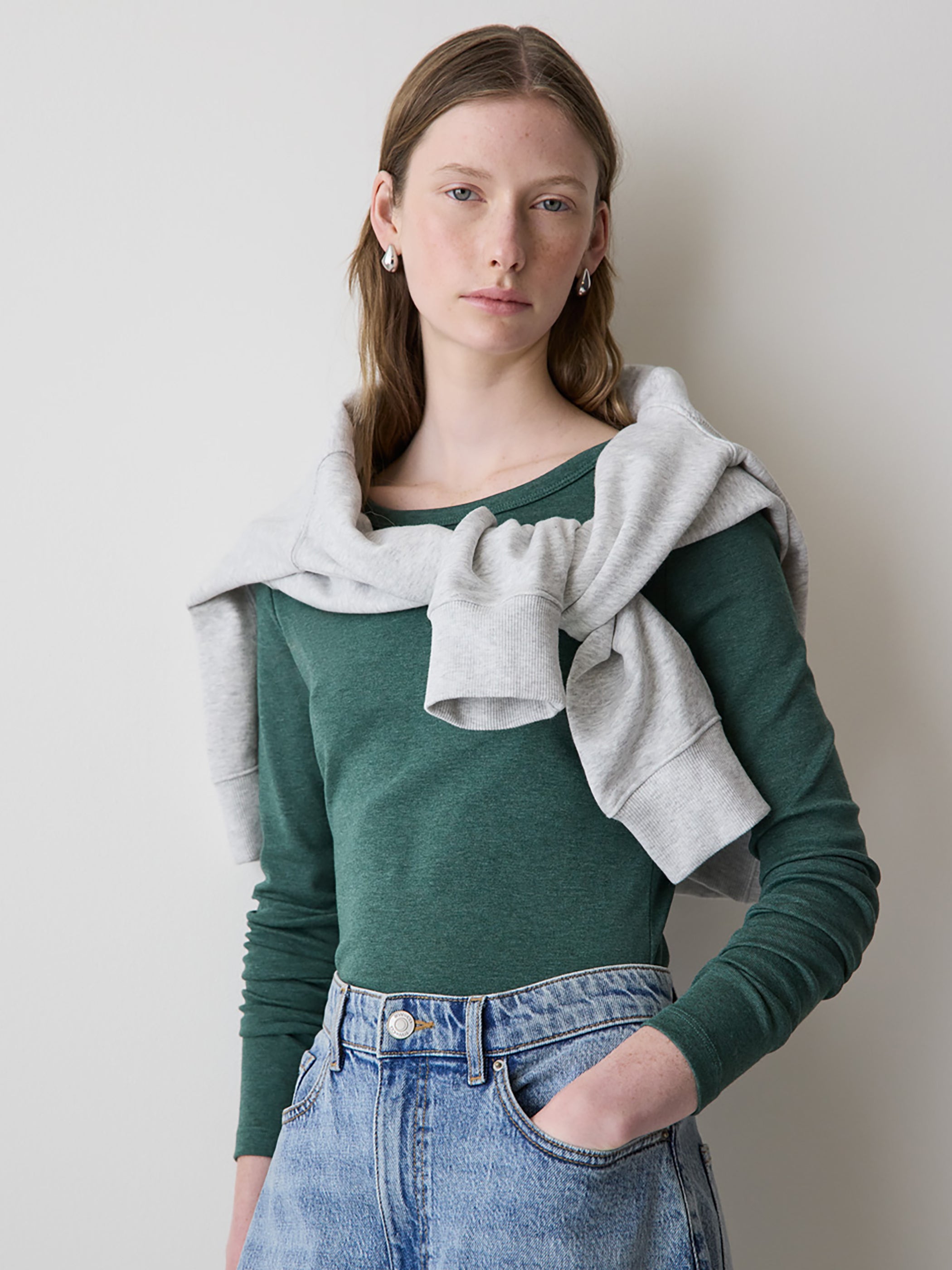 RW&CO Luxe Knit Long-Sleeve Crew-Neck Fitted Ribbed Tee