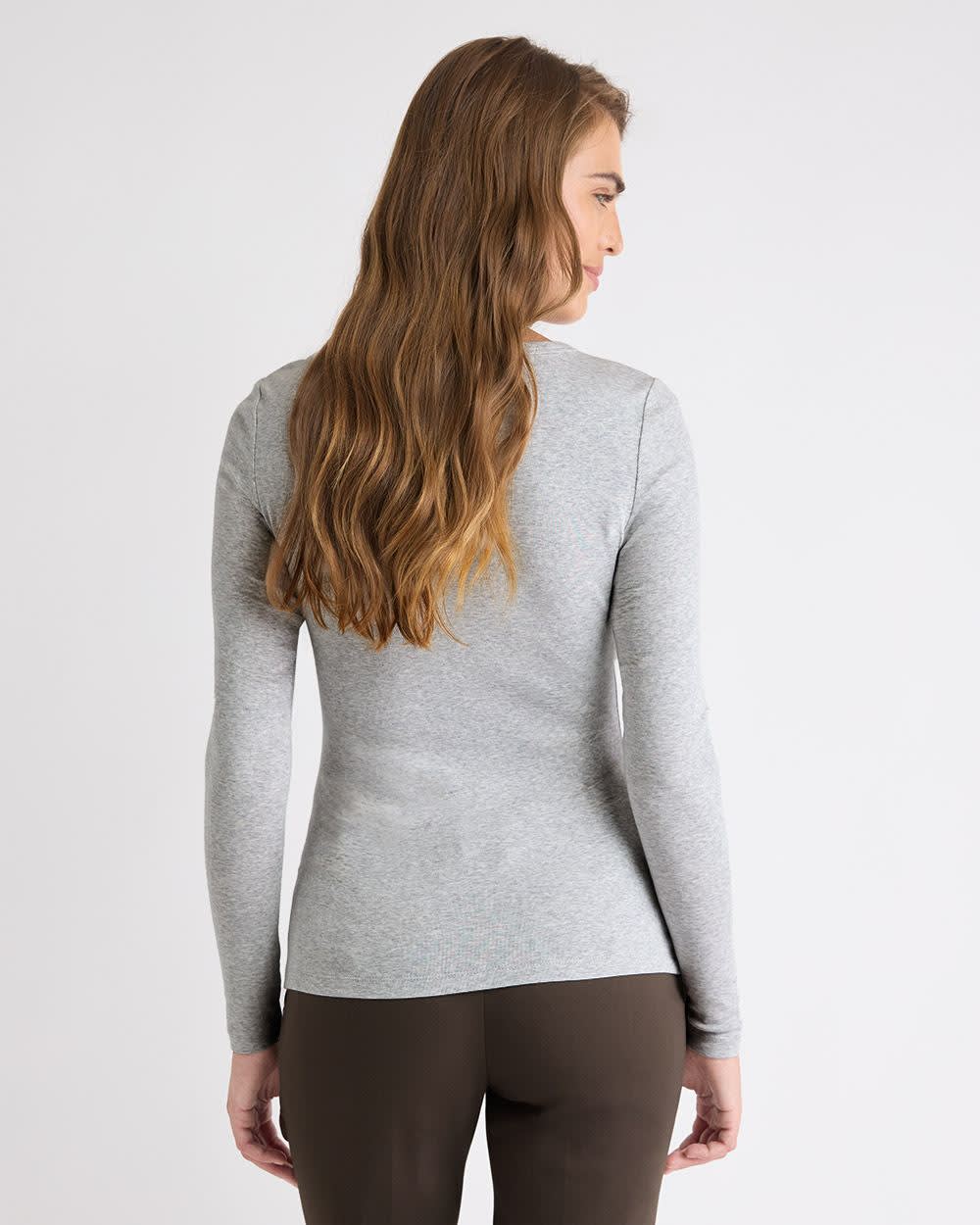 RW&CO Luxe Knit Long-Sleeve Crew-Neck Fitted Ribbed Tee