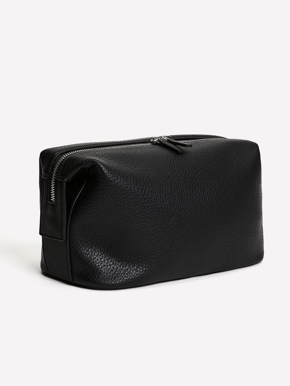 RW&CO Toiletry Pouch