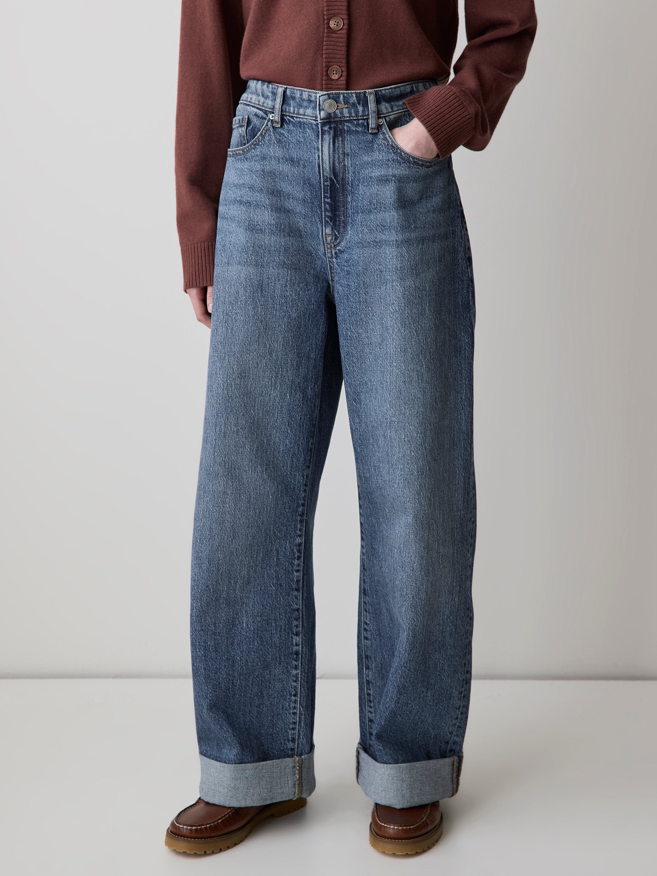 RW&CO Slouchy Mid-Rise Jeans