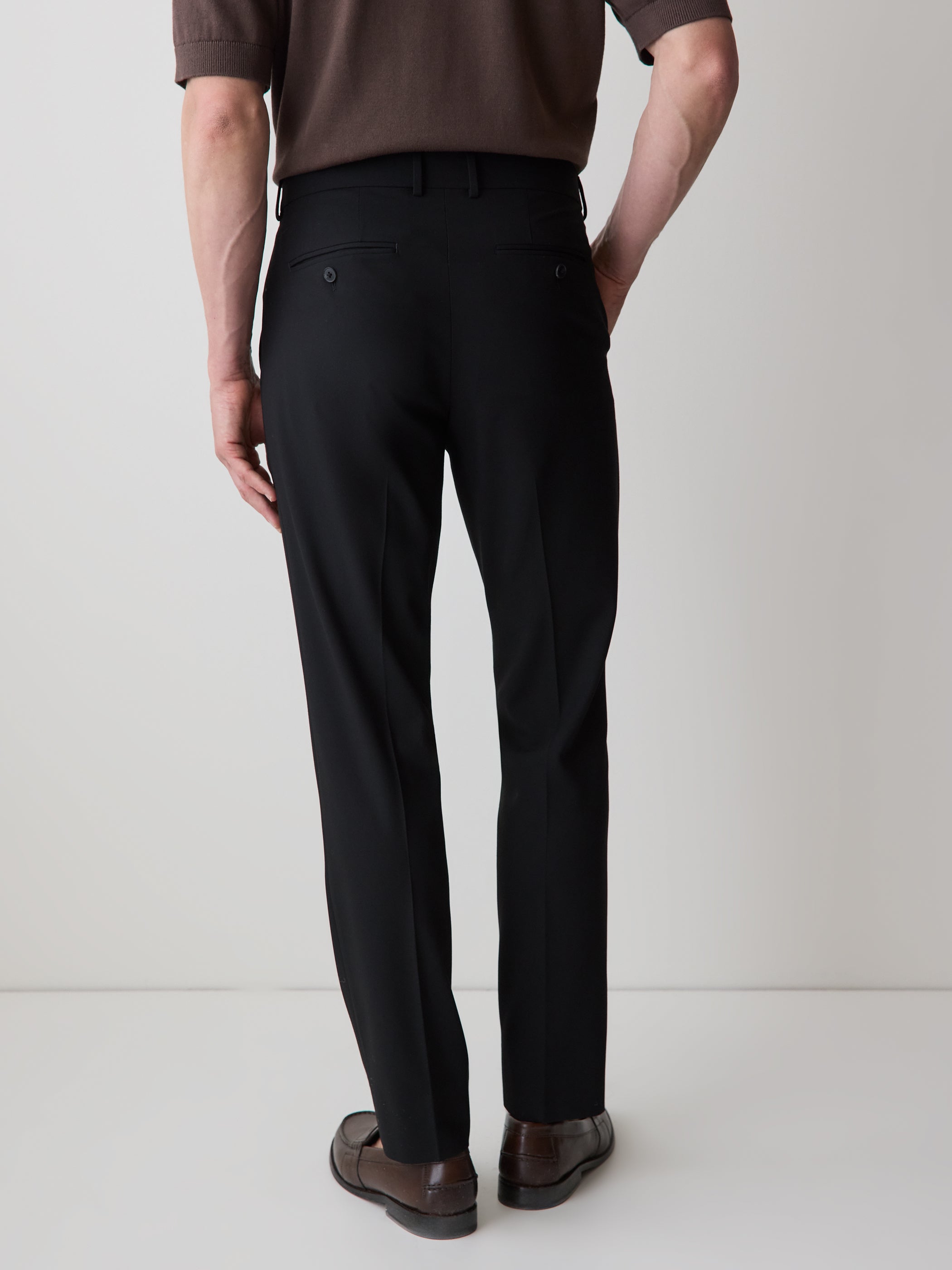 RW&CO Slim-Fit Essential City Pant