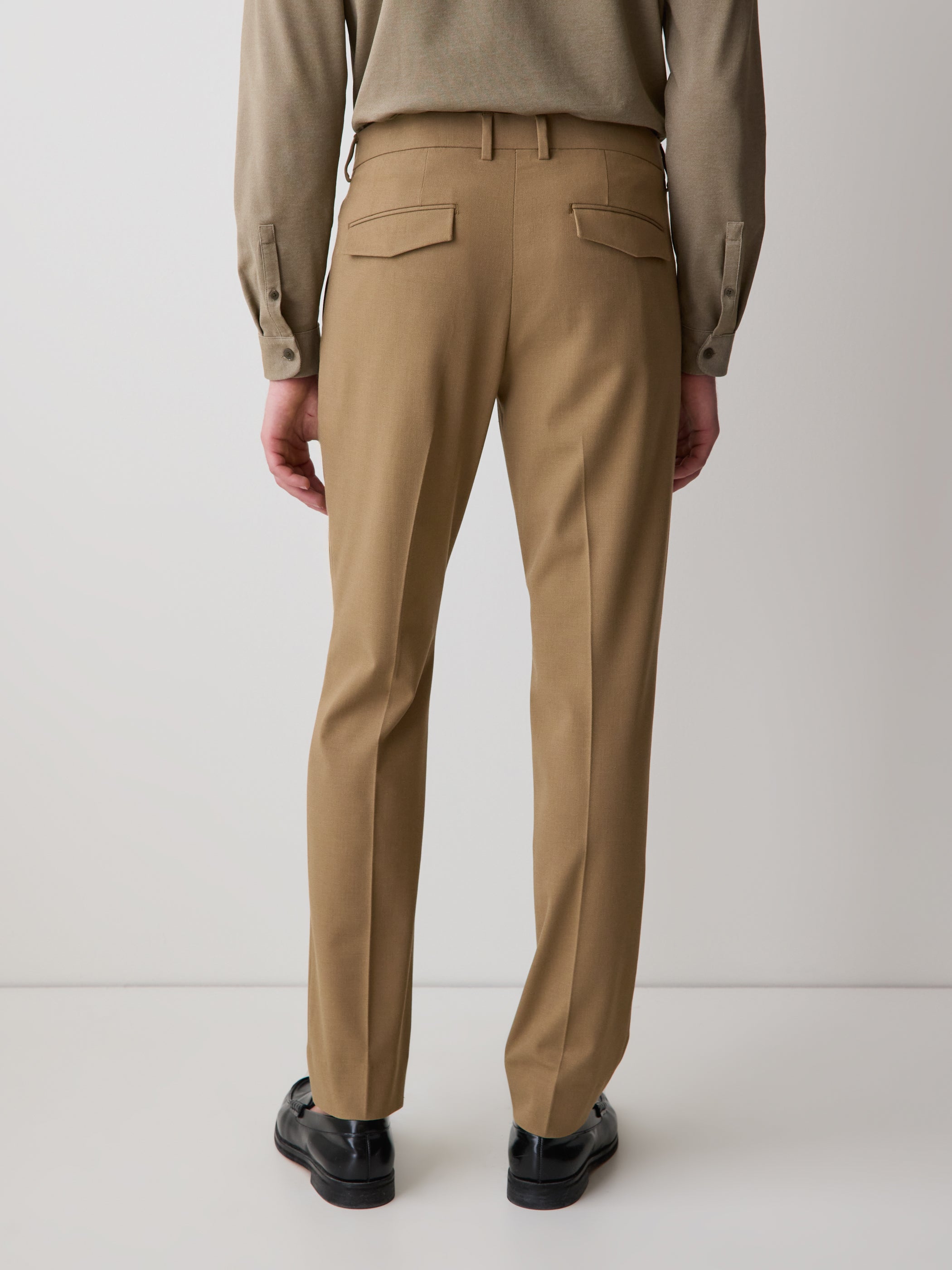 RW&CO Slim-Fit Essential City Pant