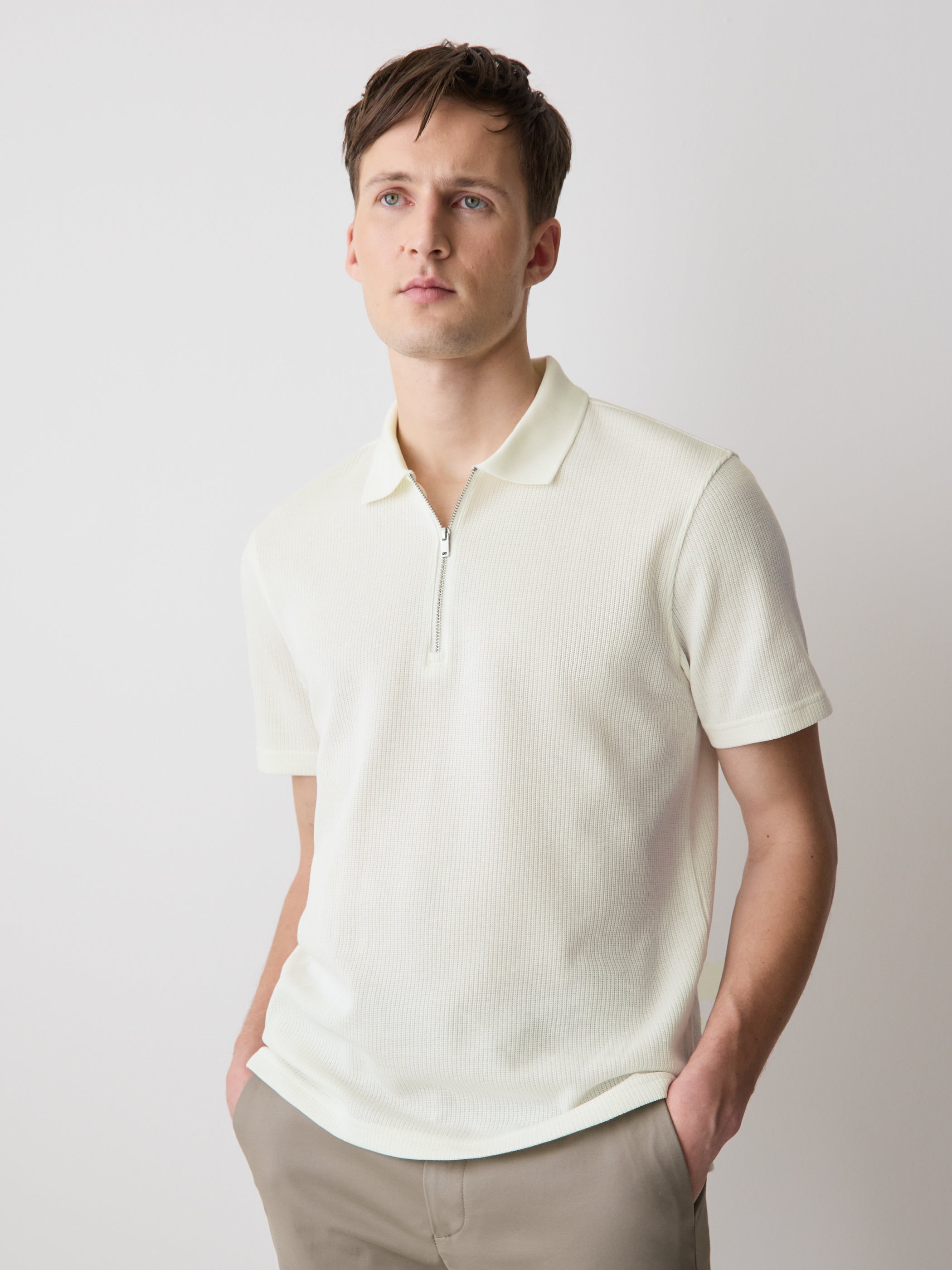 RW&CO Short-Sleeve Ribbed Quarter-Zip Polo