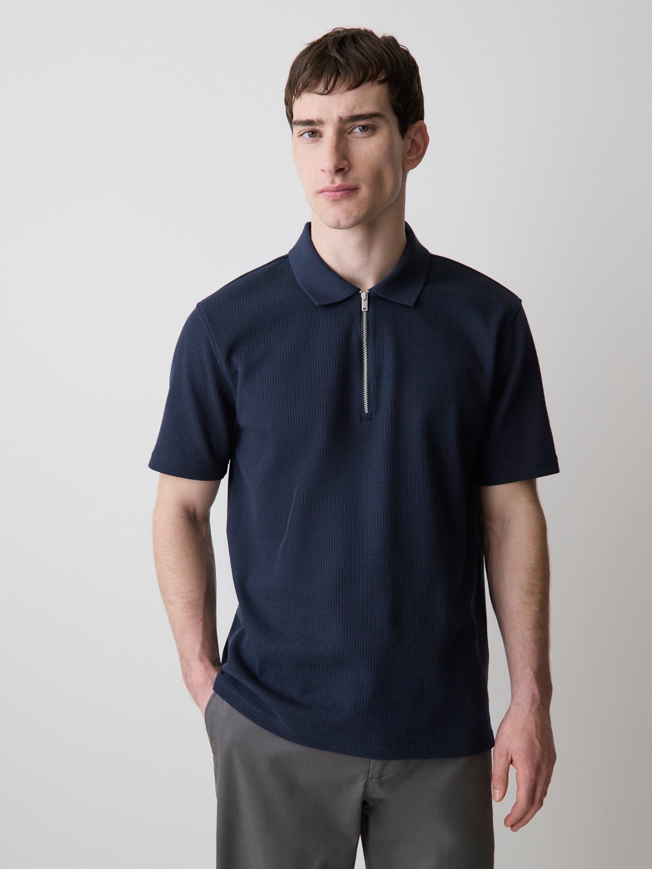 RW&CO Short-Sleeve Ribbed Quarter-Zip Polo
