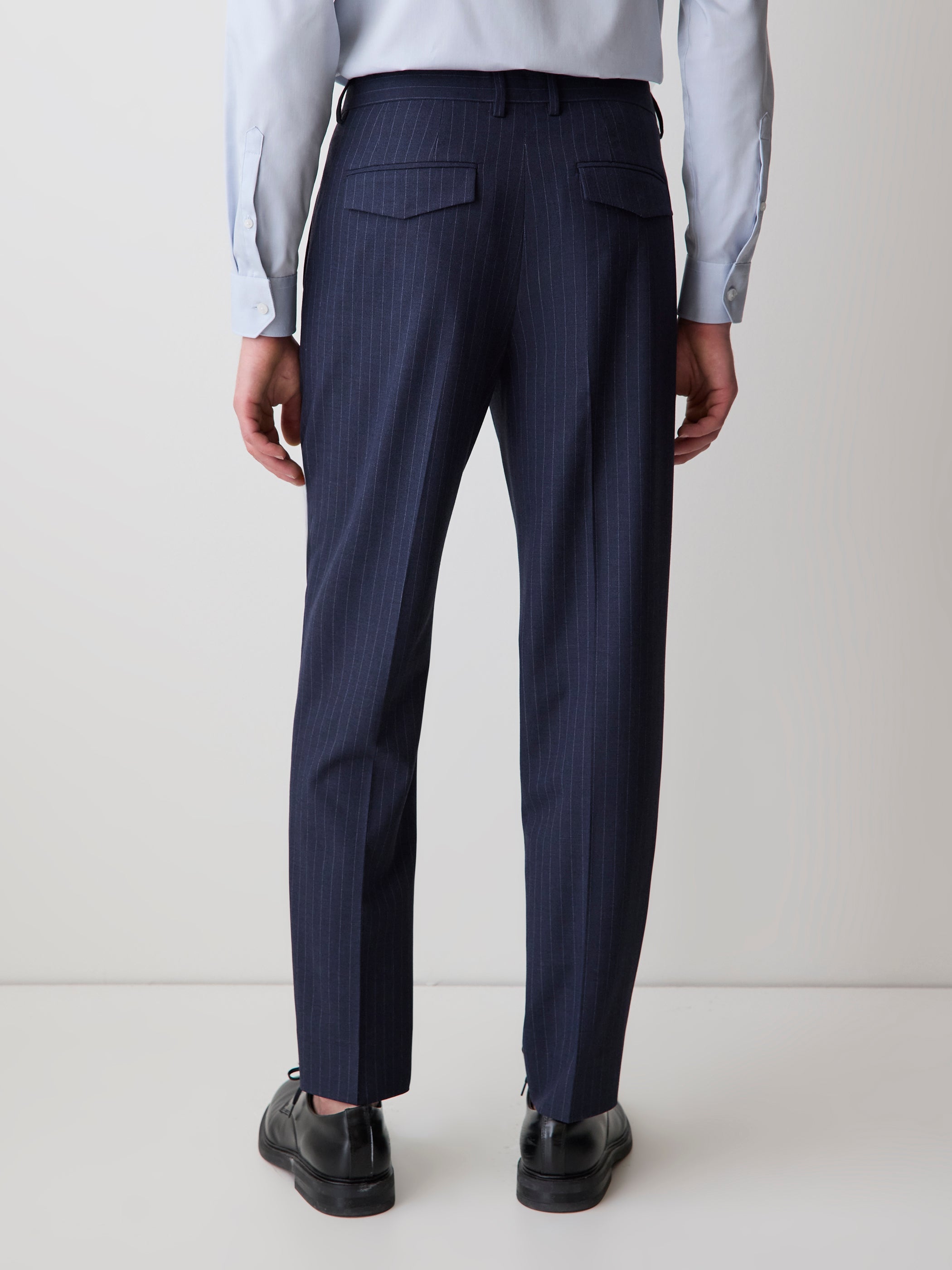 RW&CO Striped Tapered-Leg Pleated Dress Pant