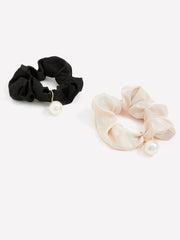 RW&CO Scrunchies with Pearls - Set of 2