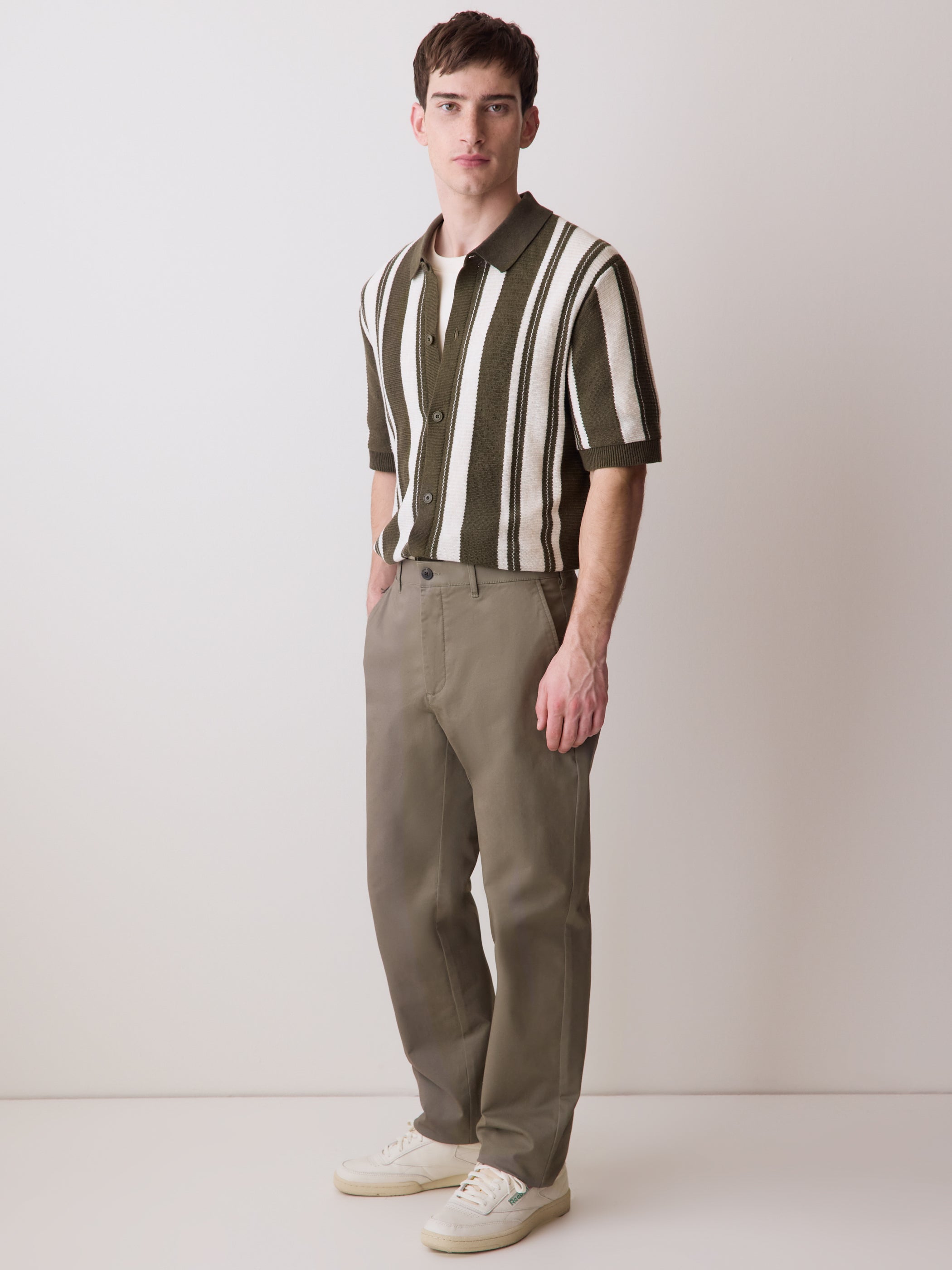 RW&CO Short-Sleeve Shirt Sweater with Vertical Stripes
