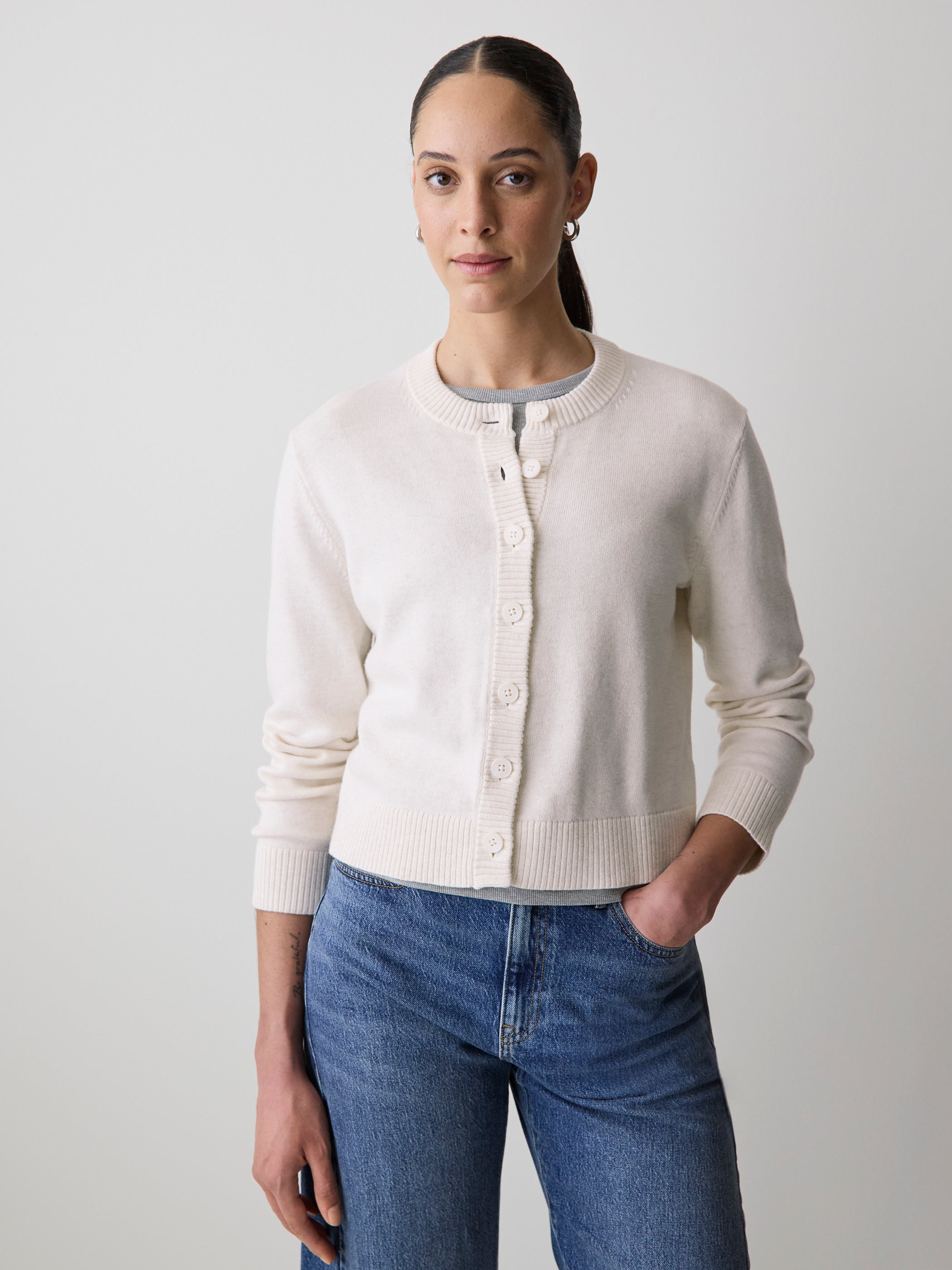 RW&CO Wool-Blend Long-Sleeve Crew-Neck Cardigan