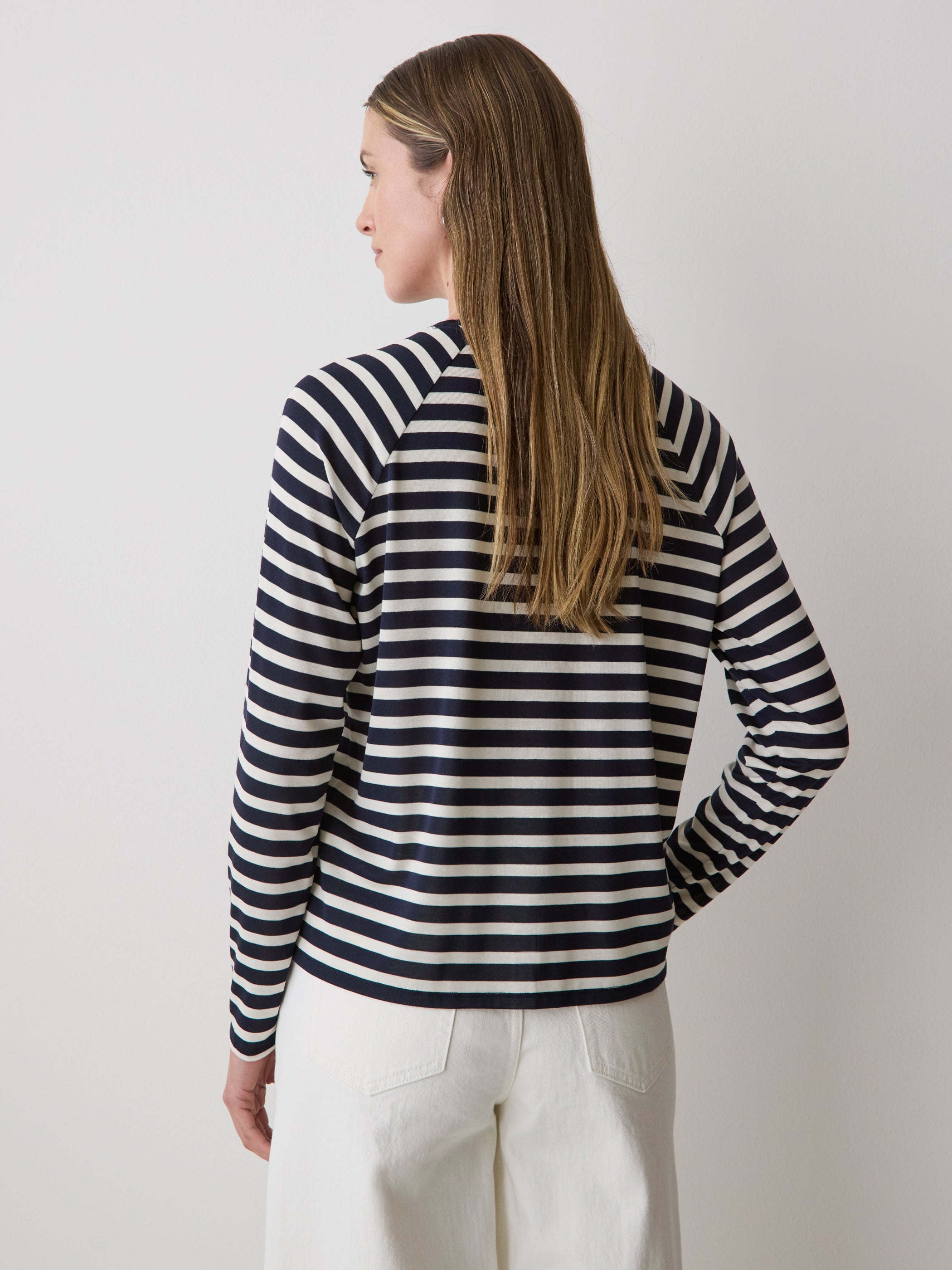RW&CO Long-Sleeve Crew-Neck Loose Tee