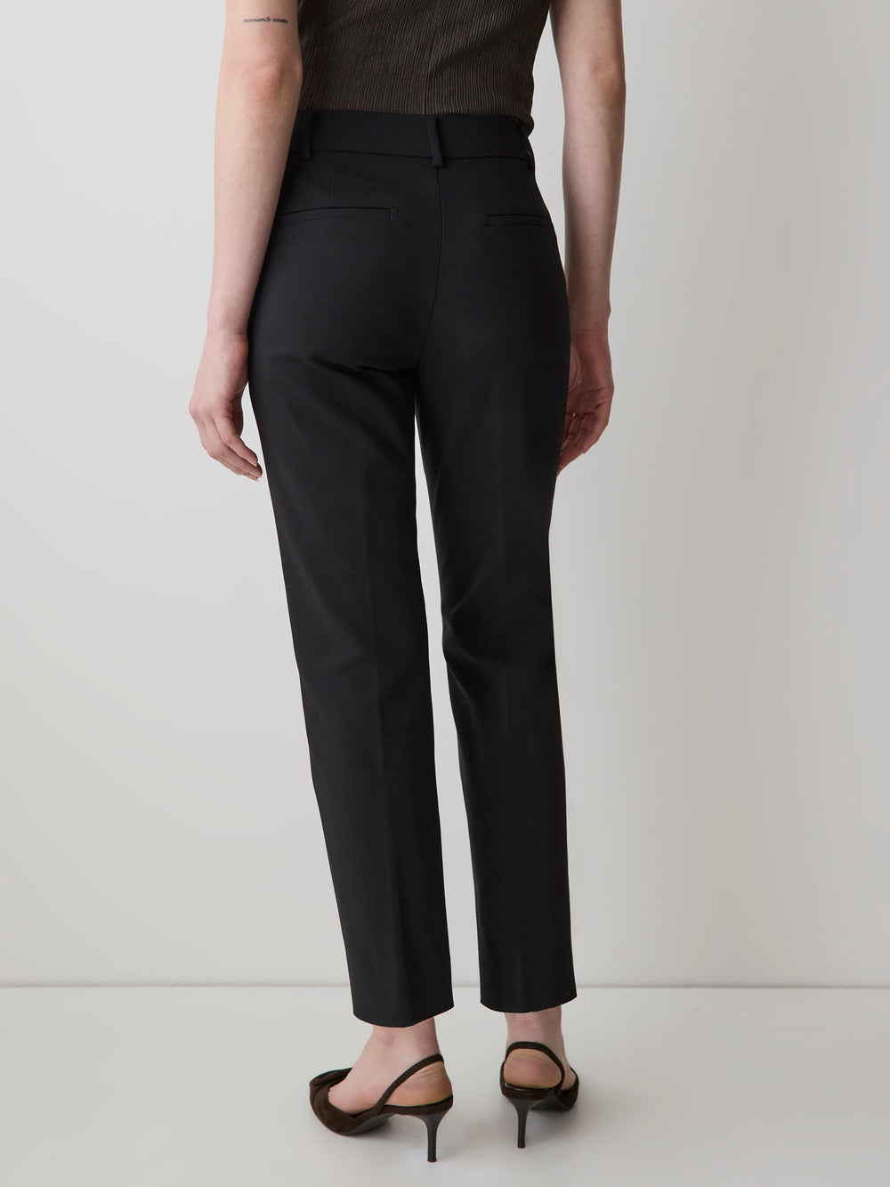 RW&CO Limitless Straight-Leg Mid-Rise Black Ankle Pant