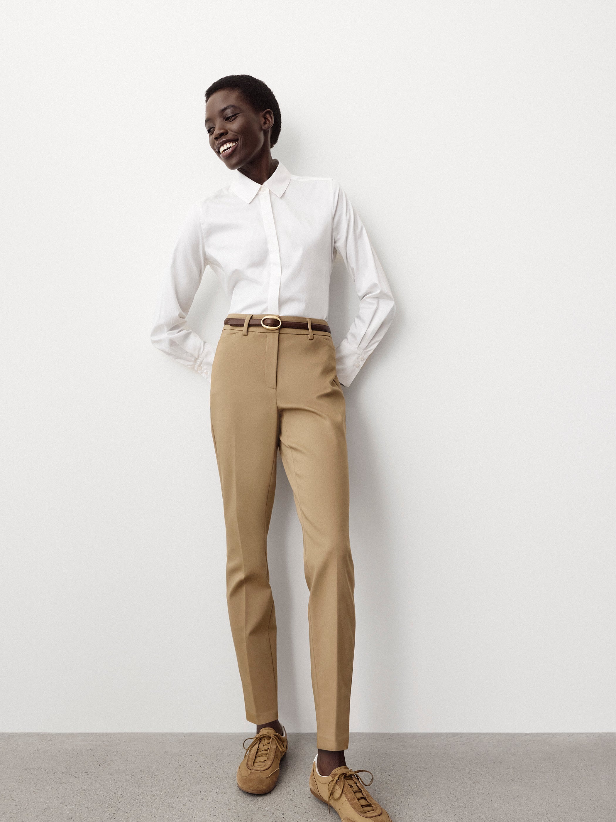 RW&CO Limitless Mid-Rise Slim-Leg Signature Fit Pant