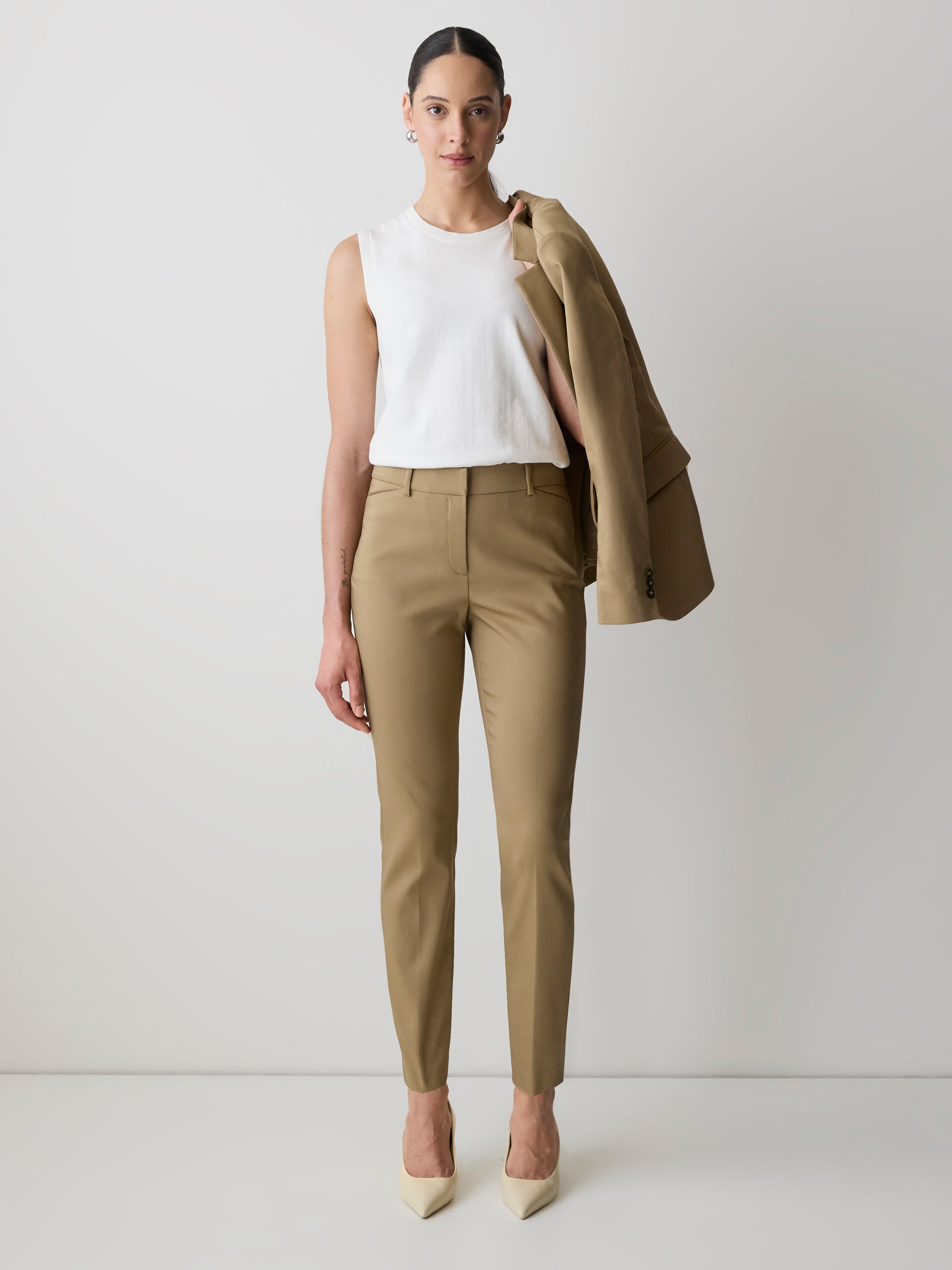 RW&CO Limitless Mid-Rise Slim-Leg Signature Fit Pant