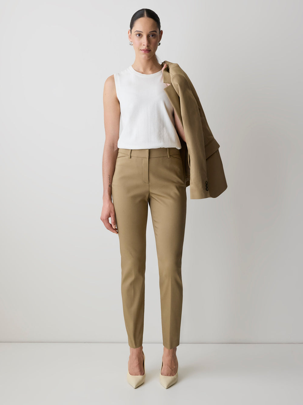 RW&CO Limitless Mid-Rise Slim-Leg Signature Fit Pant