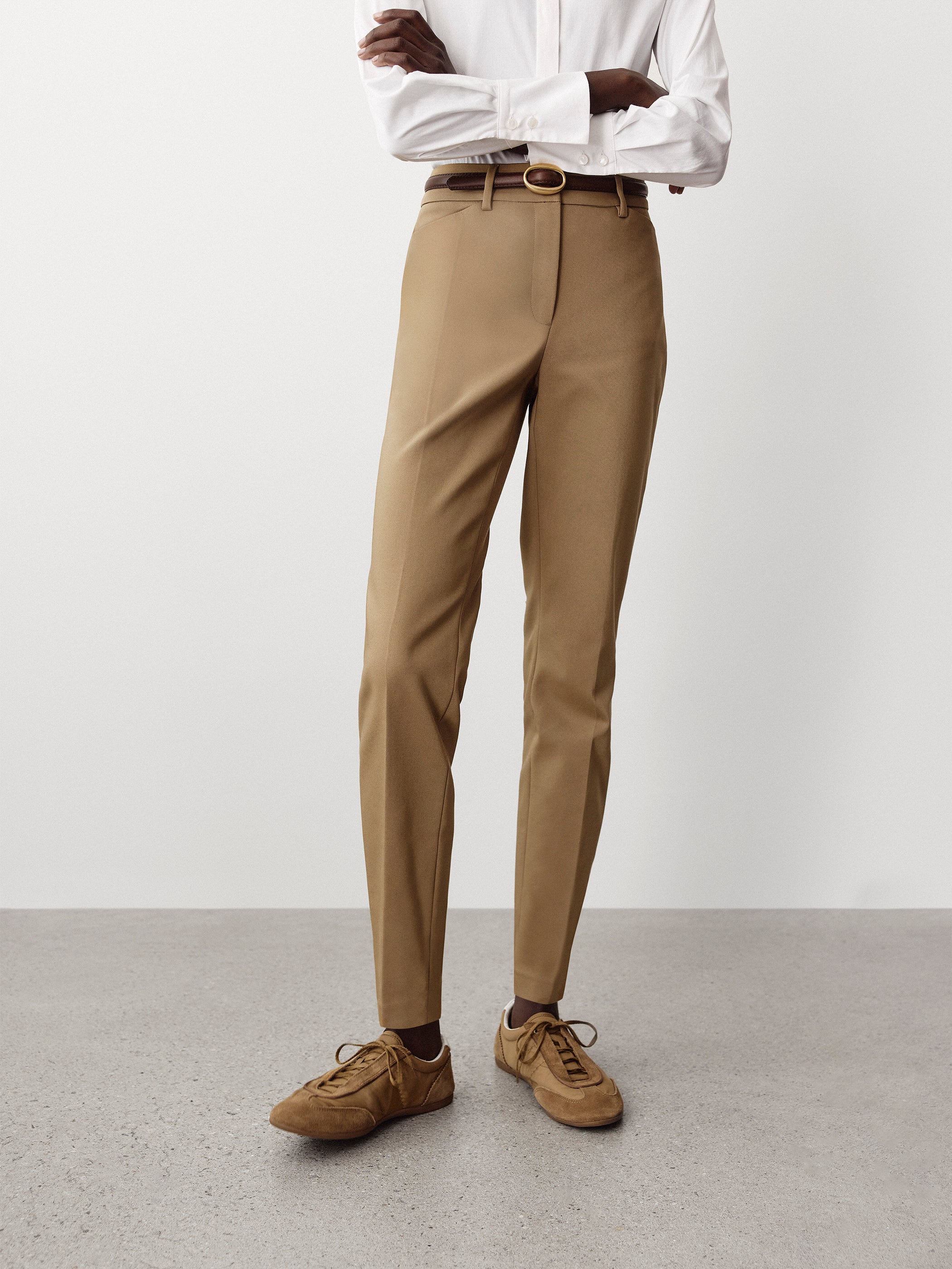 RW&CO Limitless Mid-Rise Slim-Leg Signature Fit Pant