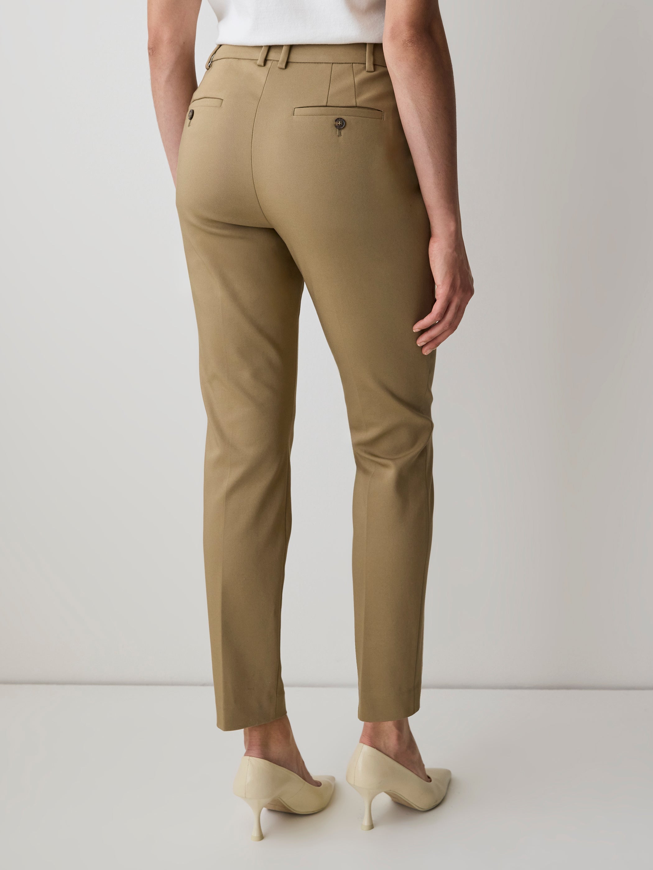 RW&CO Limitless Mid-Rise Slim-Leg Curvy Pant