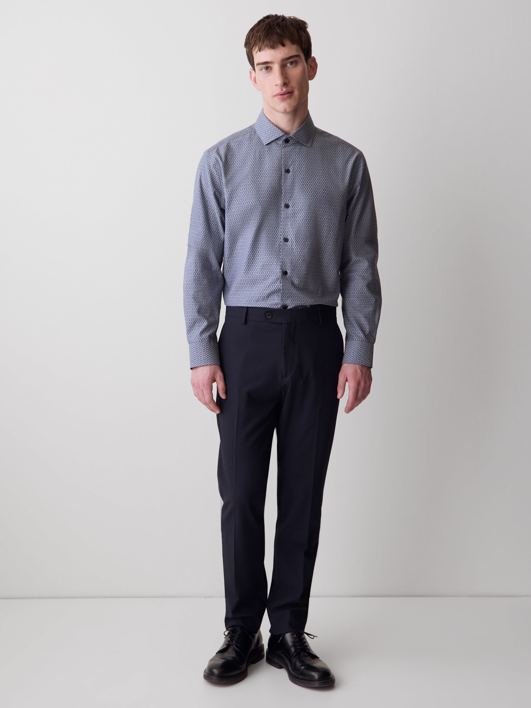 RW&CO Regular Fit Dress Shirt with Micro Geo Print