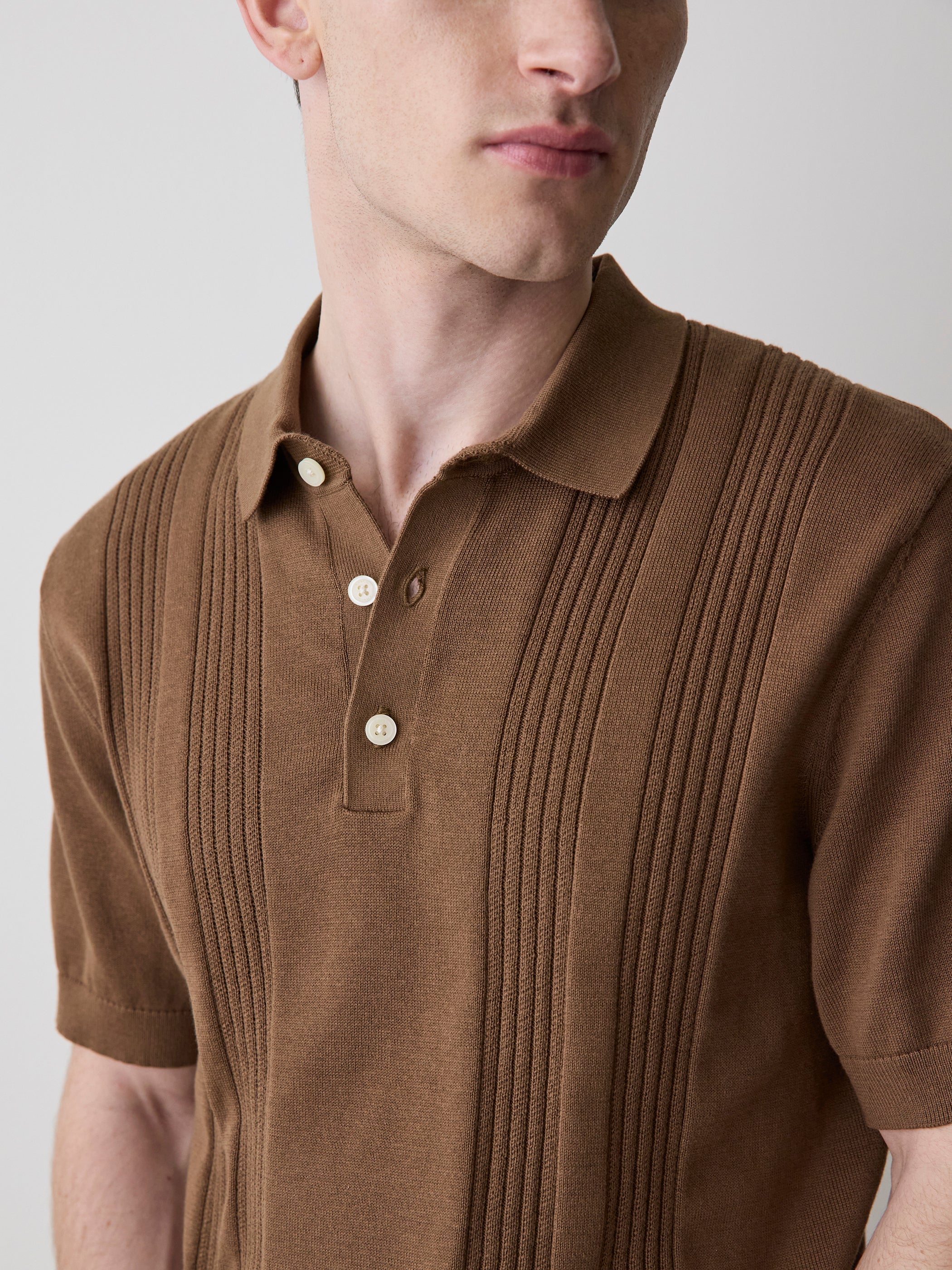 RW&CO Short-Sleeve Cotton Polo with Vertical Stitches