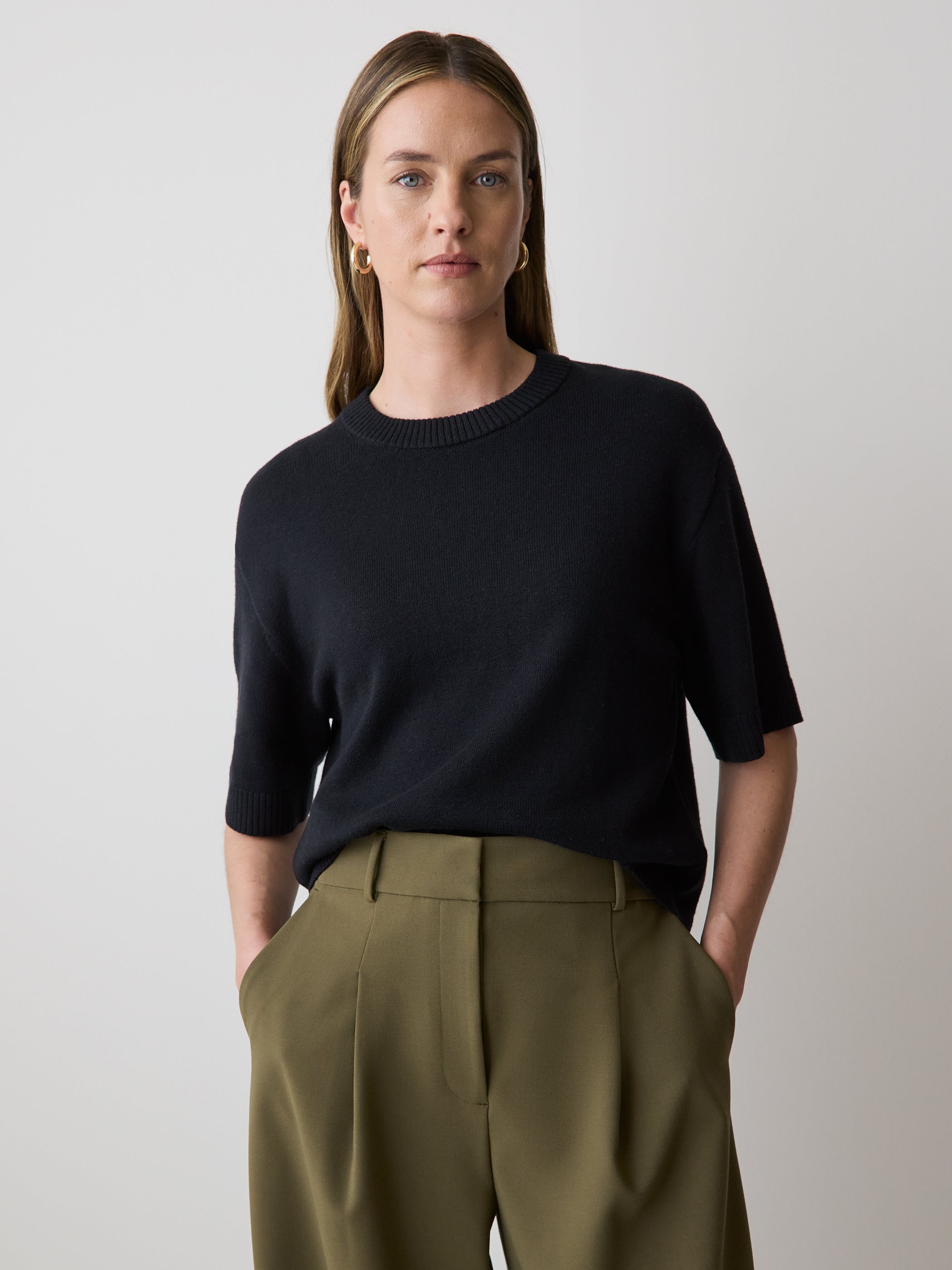RW&CO Wool-Blend Short-Sleeve Crew-Neck Sweater
