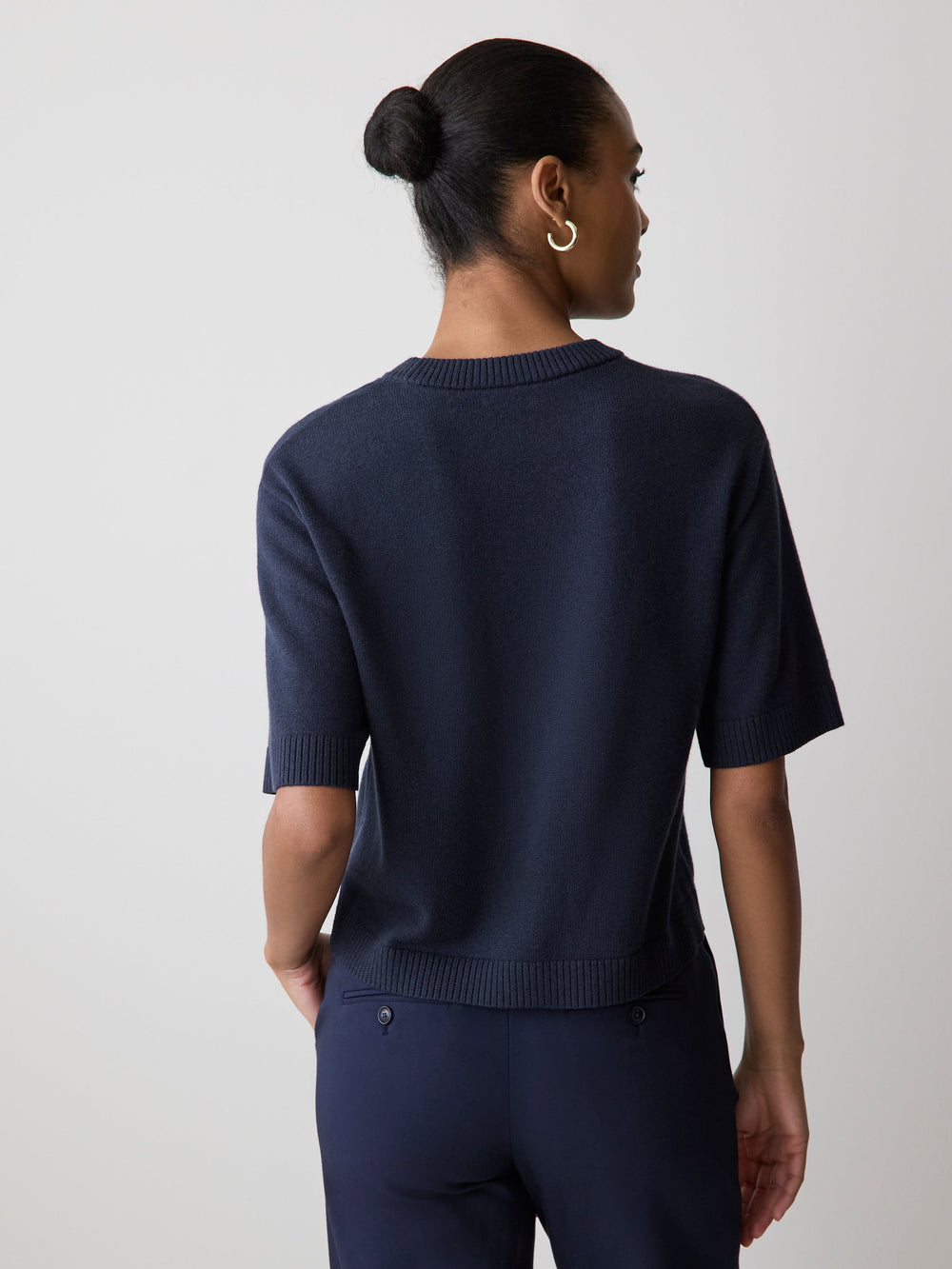 RW&CO Wool-Blend Short-Sleeve Crew-Neck Sweater