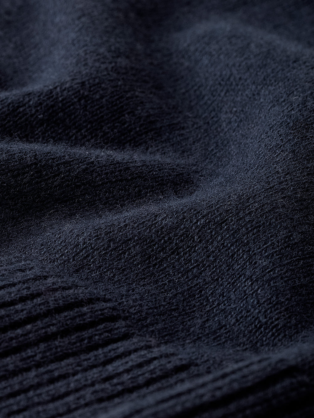 RW&CO Wool-Blend Short-Sleeve Crew-Neck Sweater