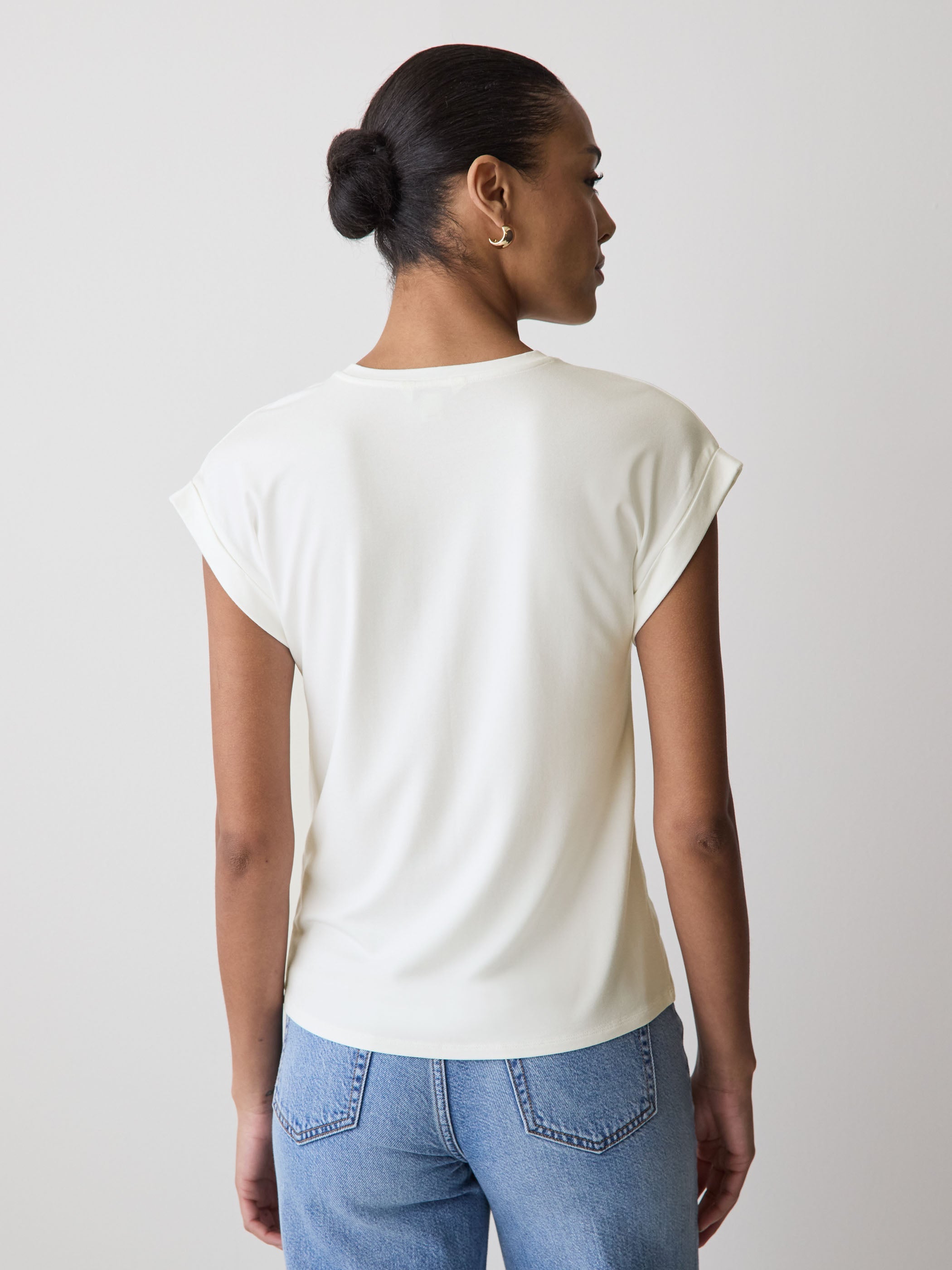 RW&CO Extended-Sleeve Crew-Neck Tee
