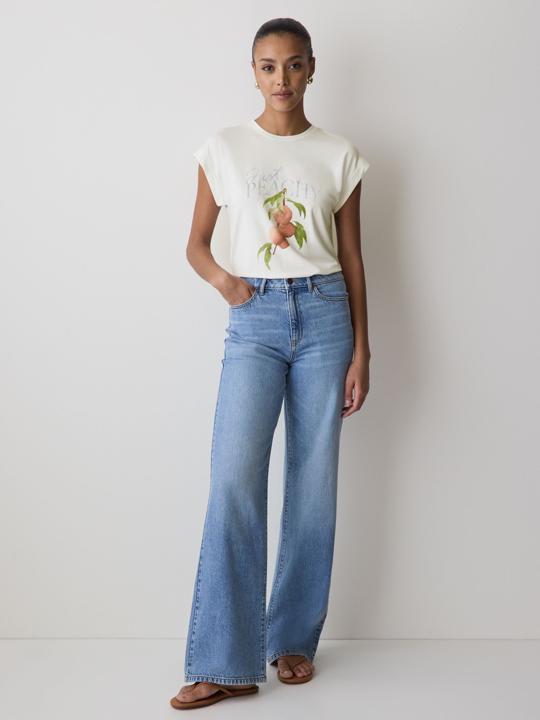 RW&CO Extended-Sleeve Crew-Neck Tee