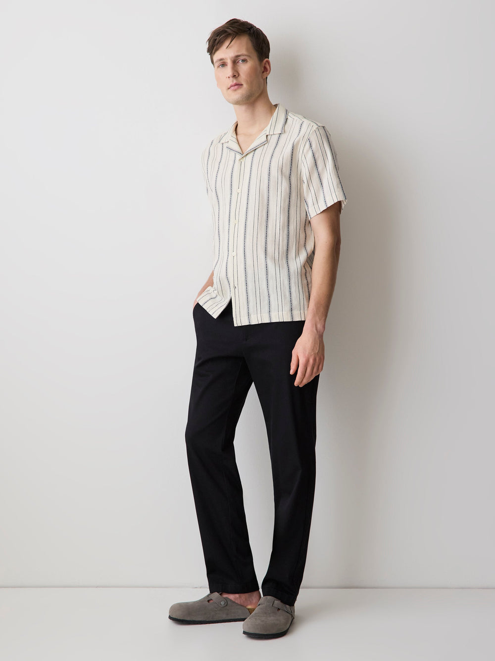RW&CO Striped Short-Sleeve Textured Shirt with Camp Collar