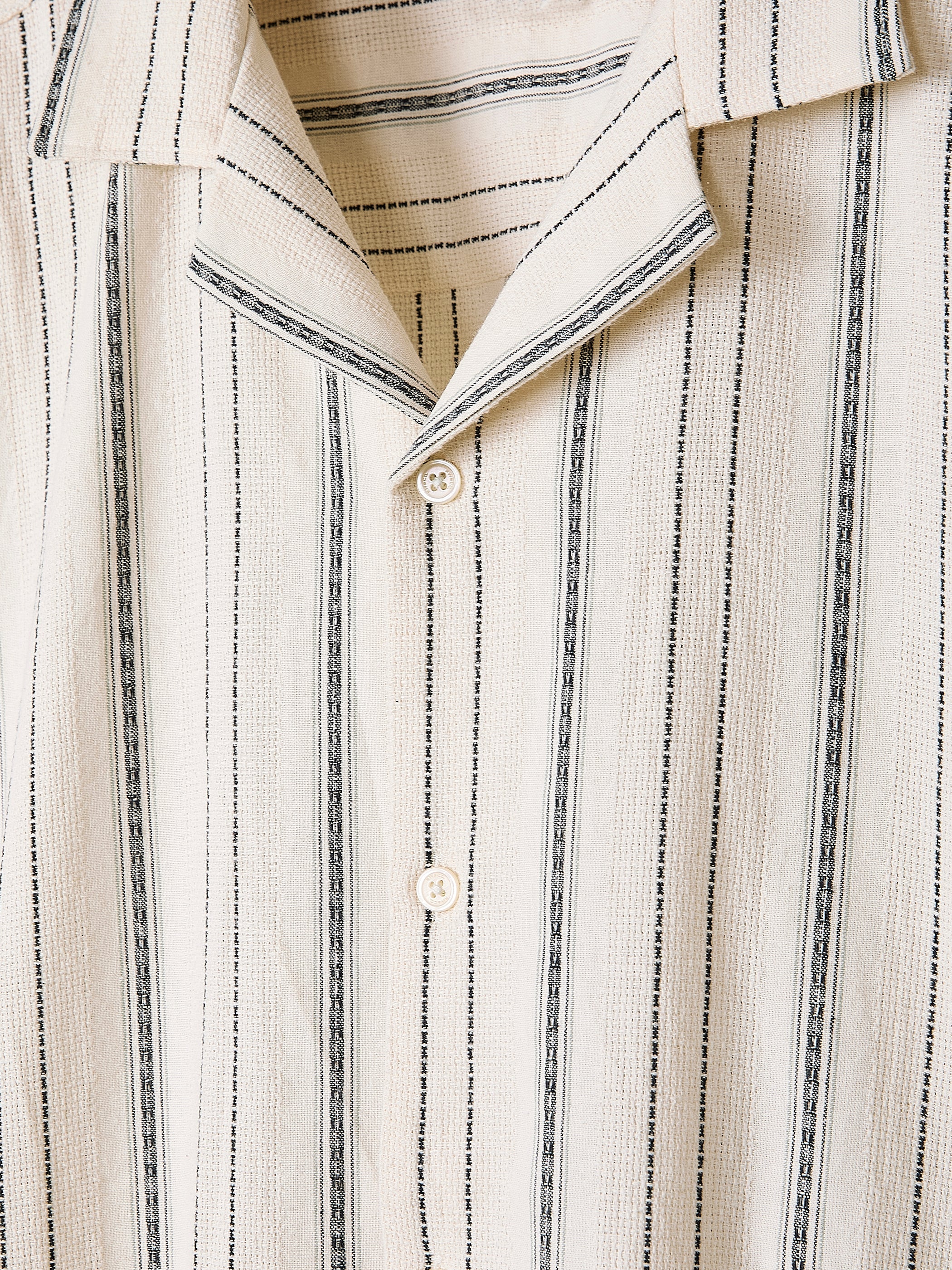 RW&CO Striped Short-Sleeve Textured Shirt with Camp Collar