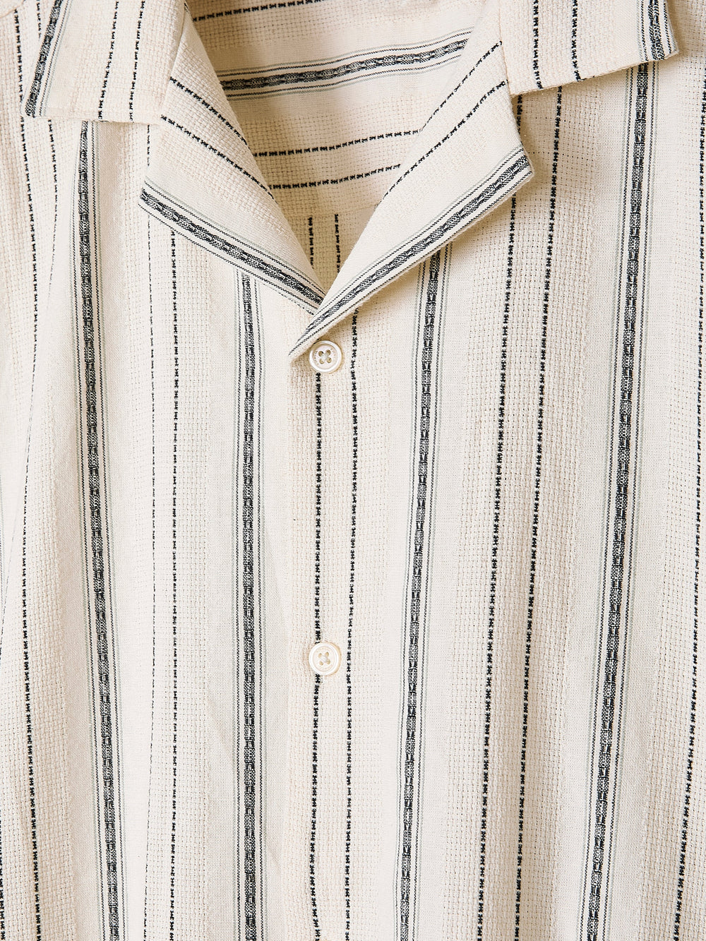 RW&CO Striped Short-Sleeve Textured Shirt with Camp Collar