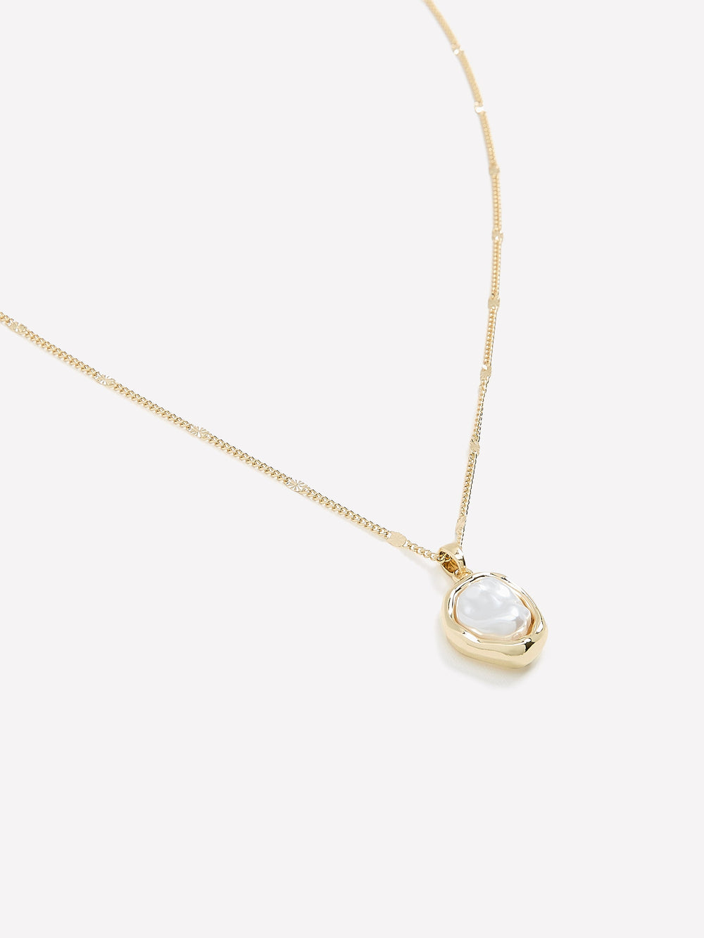 RW&CO Long Necklace with Baroque Pearl Pendant