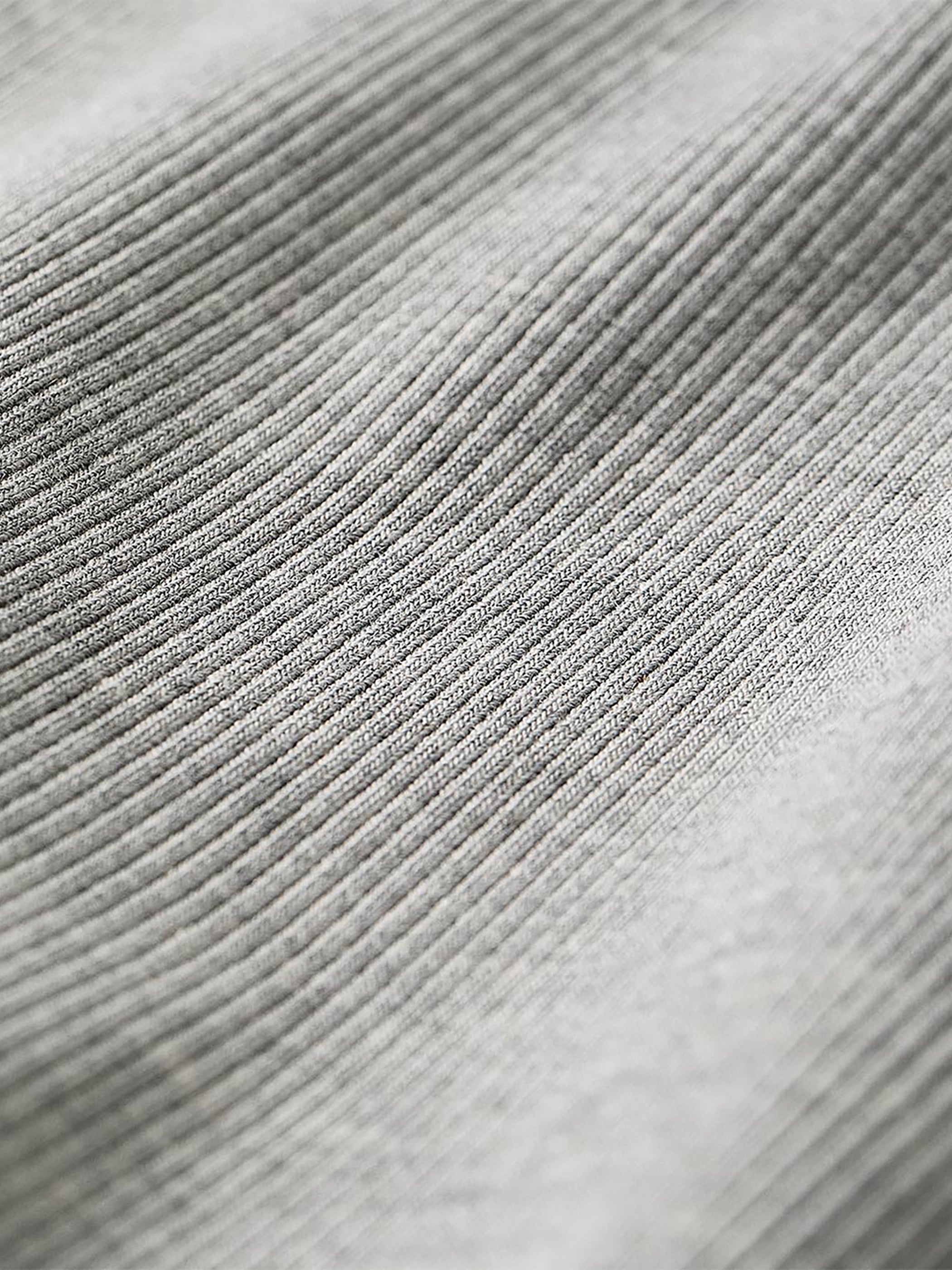 RW&CO Long-Sleeve Crew-Neck Fitted Ribbed Tee