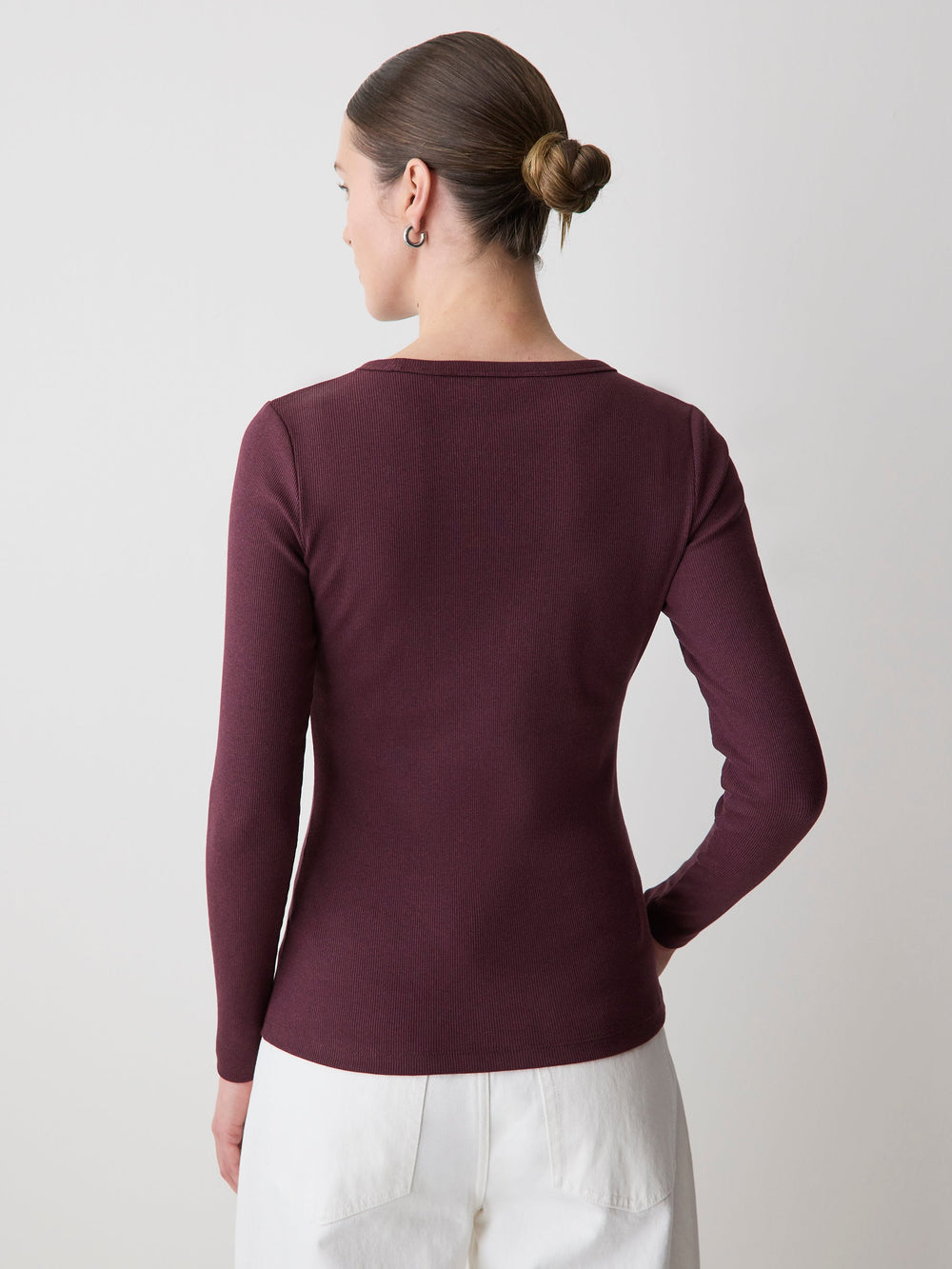 RW&CO Long-Sleeve Crew-Neck Fitted Ribbed Tee