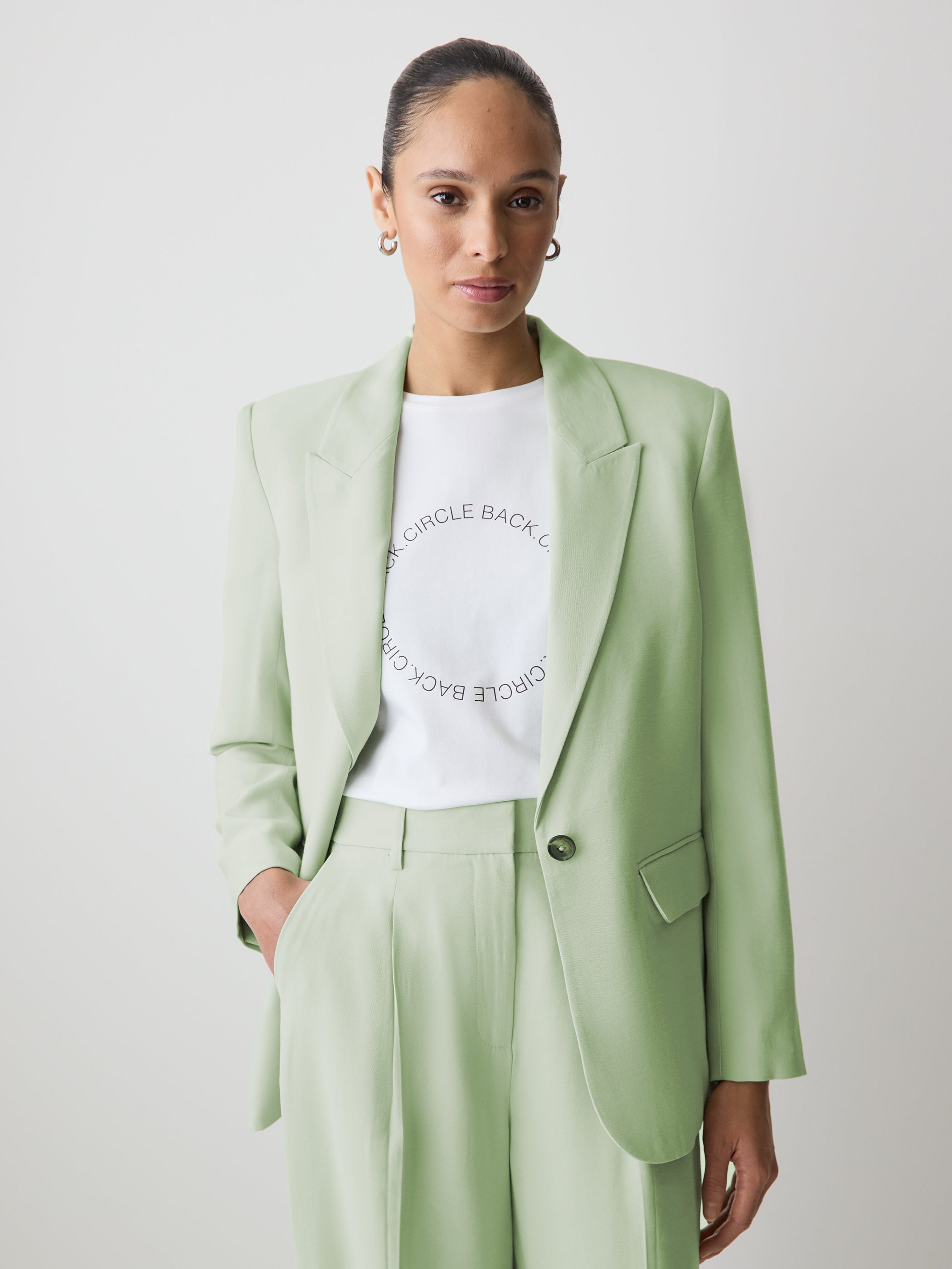 RW&CO Relaxed-Fit One-Button Blazer
