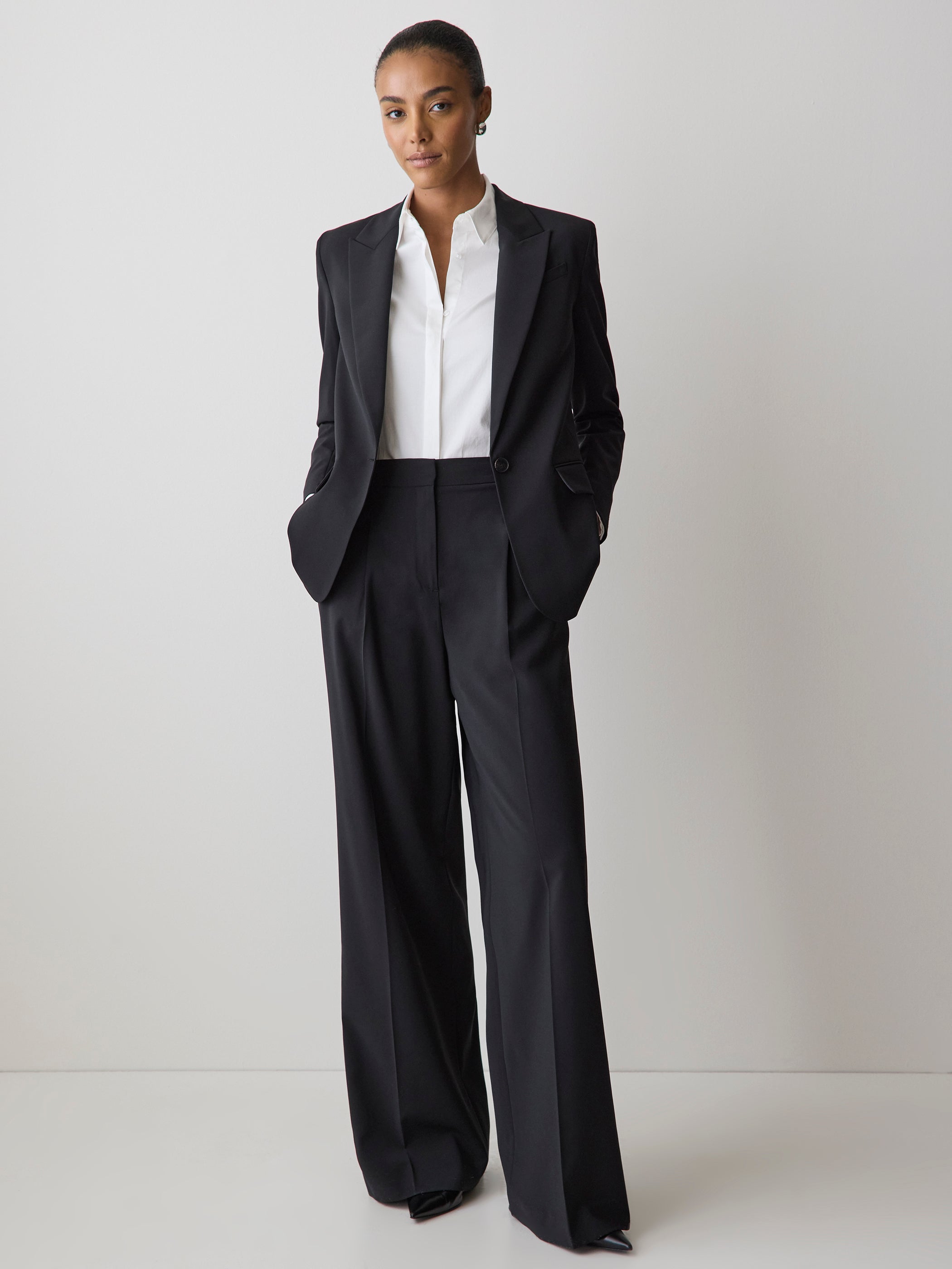 RW&CO Black High-Rise Wide-Leg Wool-Blend Pant