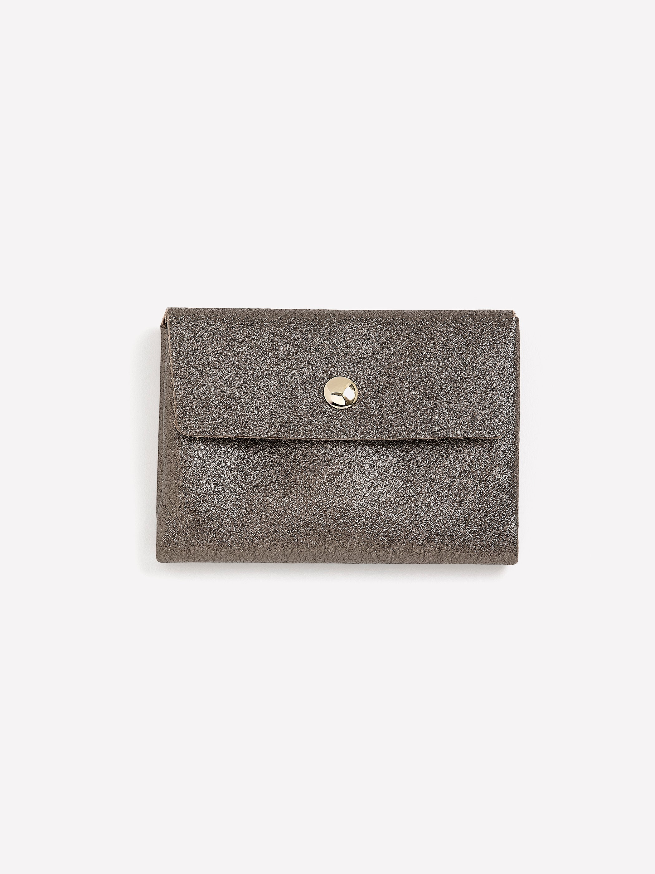RW&CO Minimalist Leather Wallet