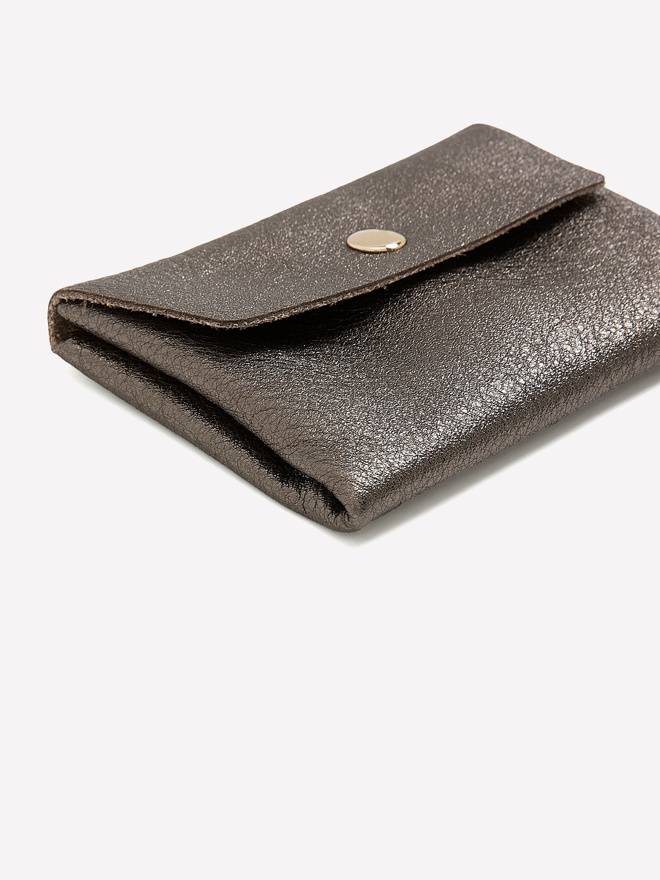 RW&CO Minimalist Leather Wallet