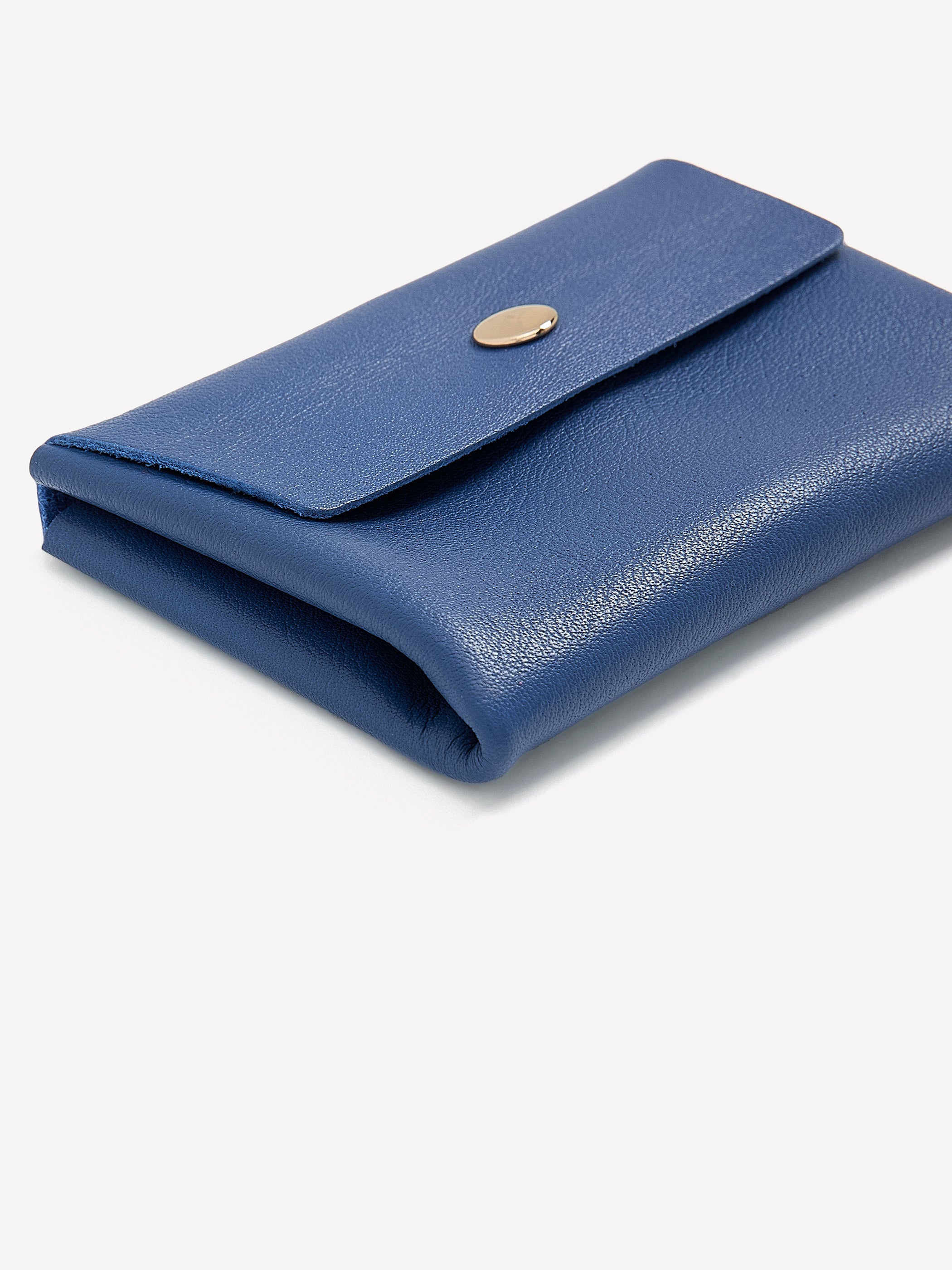 RW&CO Minimalist Leather Wallet