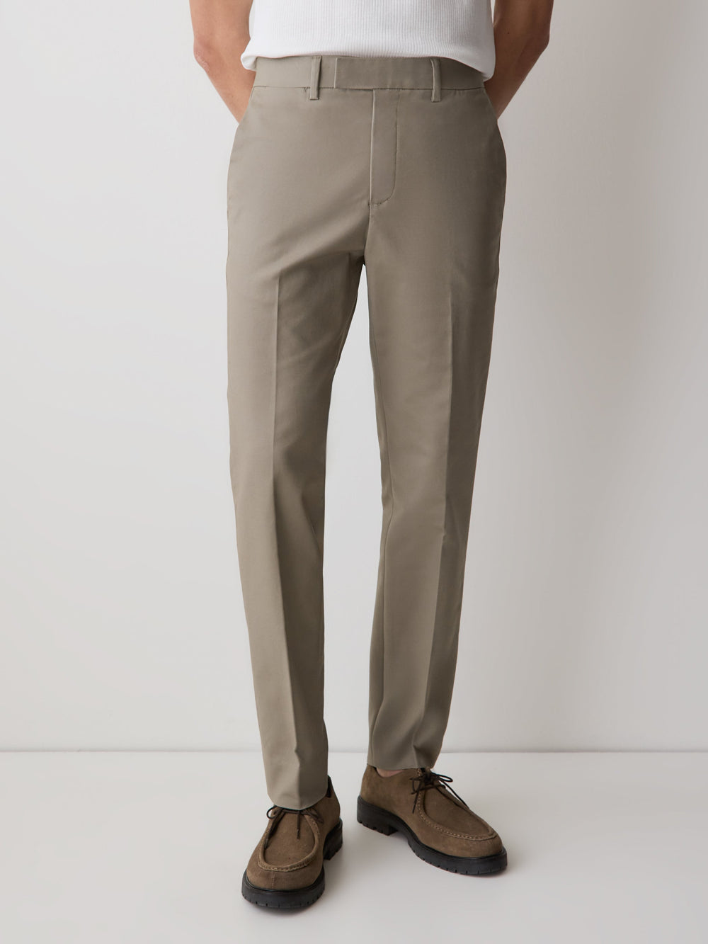 RW&CO Slim Fit City Chino Pant