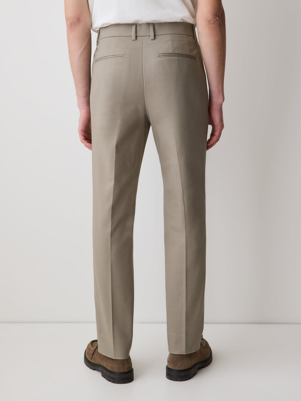 RW&CO Slim Fit City Chino Pant