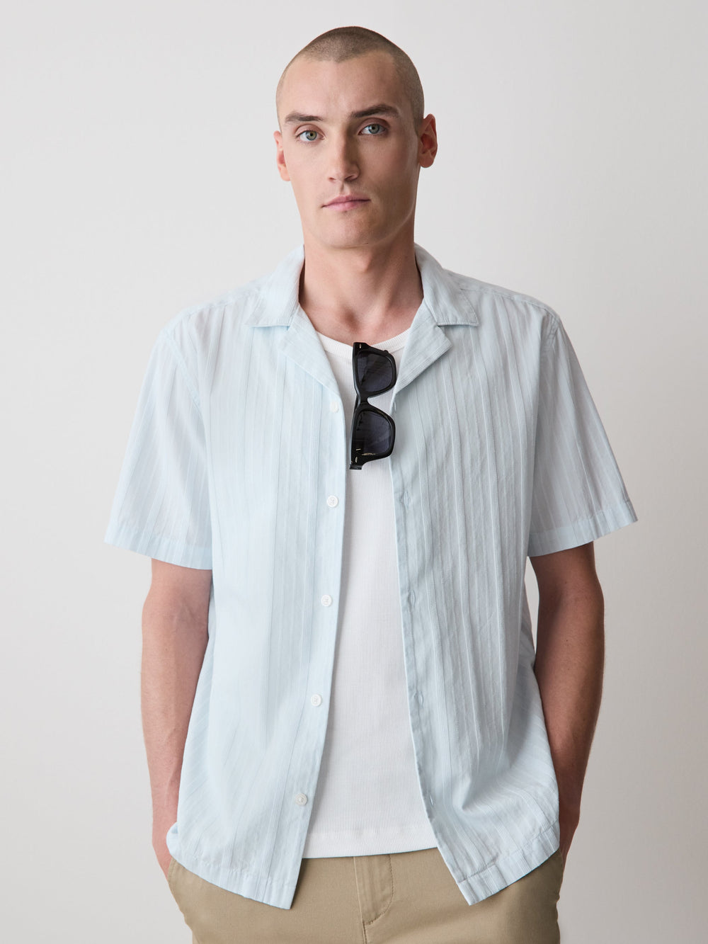 RW&CO Short-Sleeve Shirt with Camp Collar