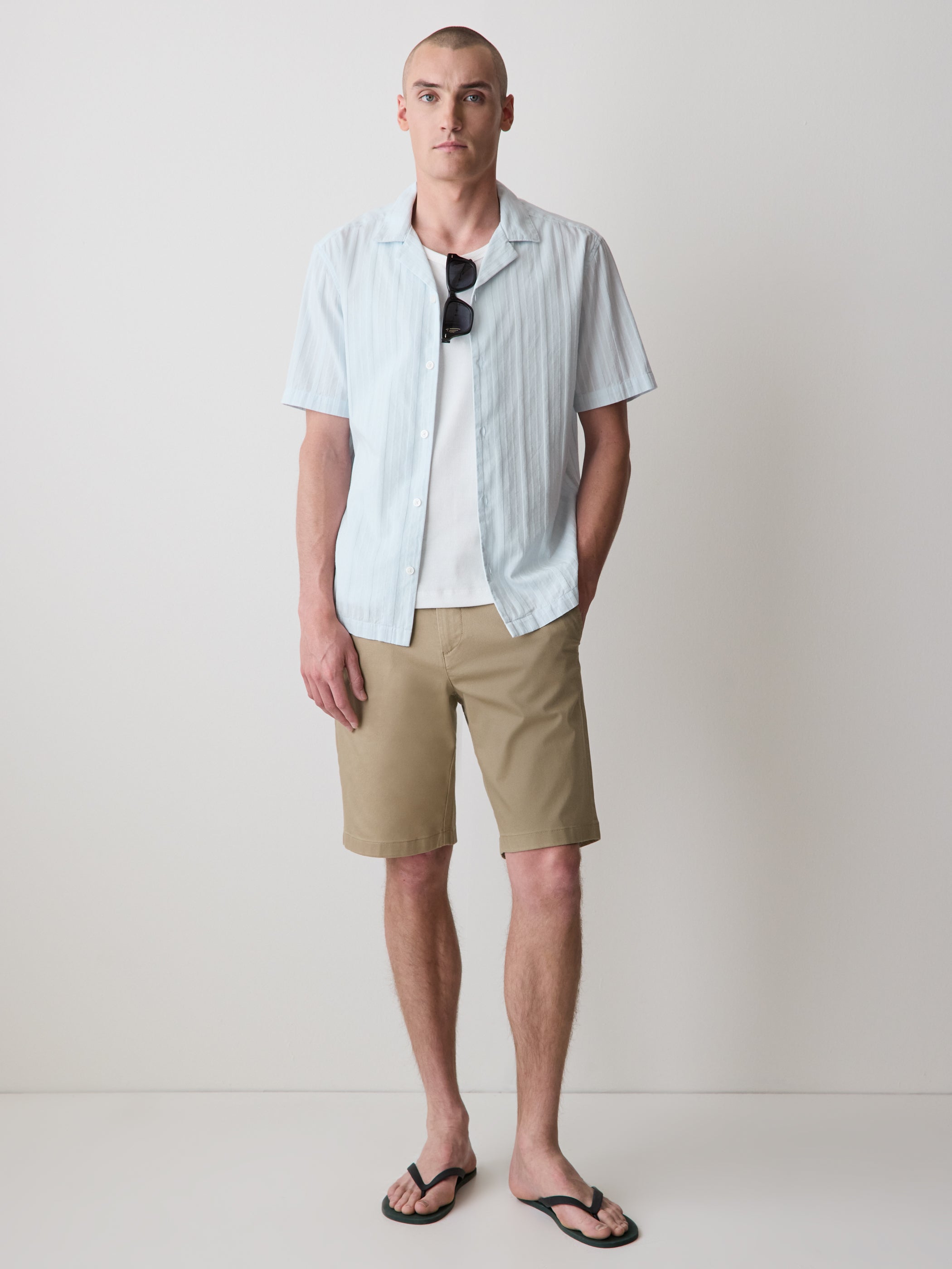 RW&CO Short-Sleeve Shirt with Camp Collar