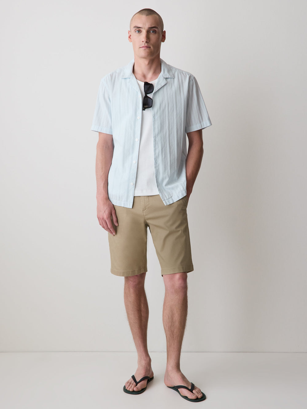 RW&CO Short-Sleeve Shirt with Camp Collar